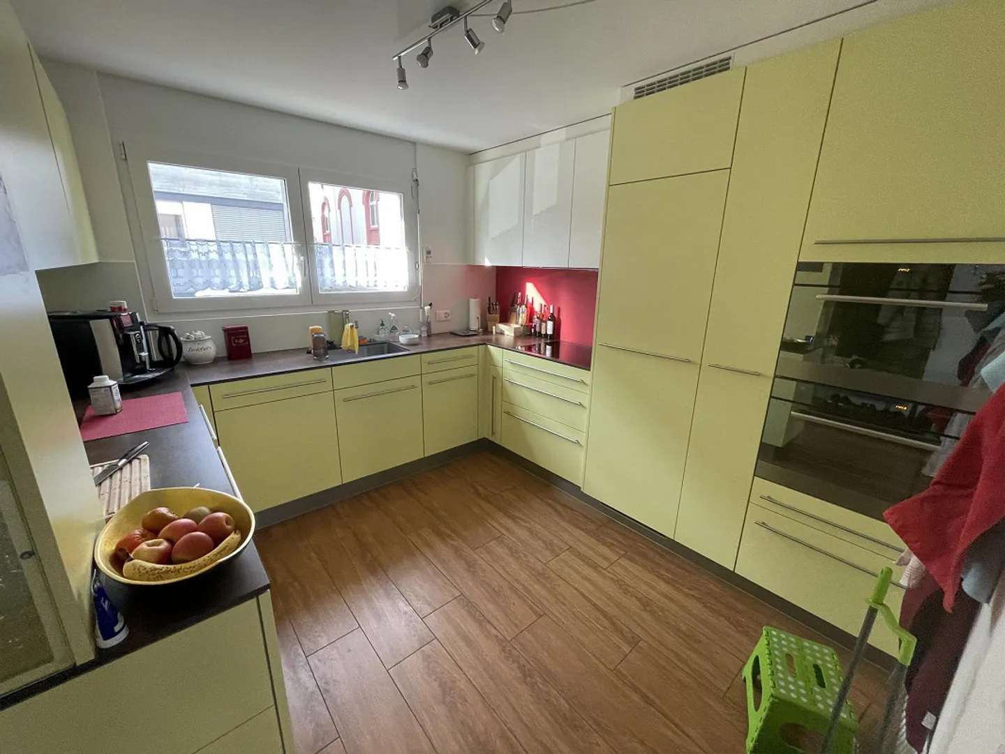 Casa unifamiliare a schiera di 6,5 stanze con garage a Birsfelden/BL - Foto 5 di 13