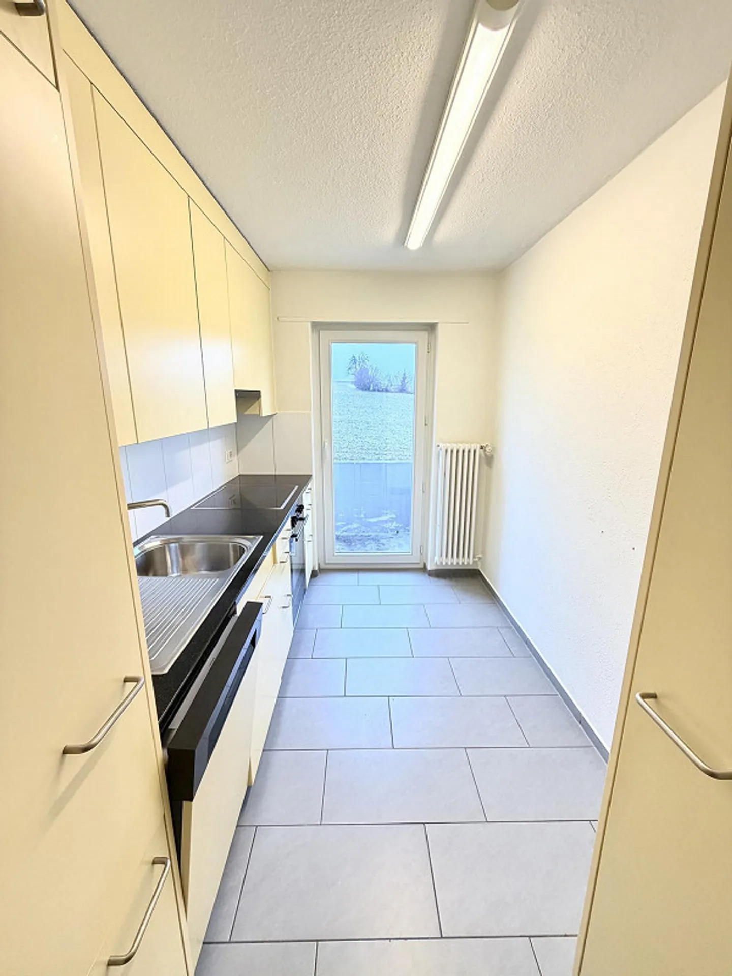 Appartement Confortable et Moderne - Photo 5 sur 8