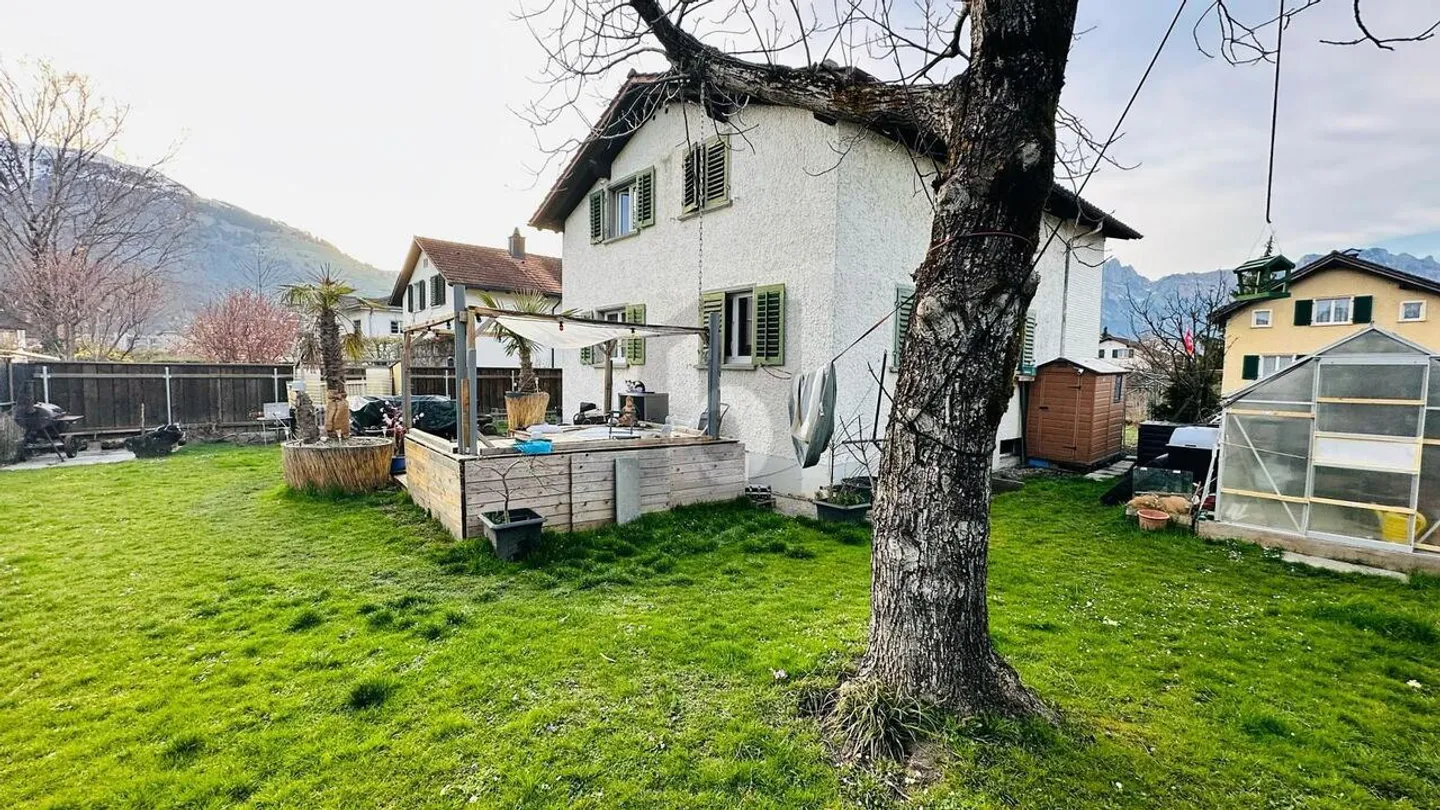 TRAUMLAGE MIT GESTALTUNGSSPIELRAUM - Foto 1 von 6