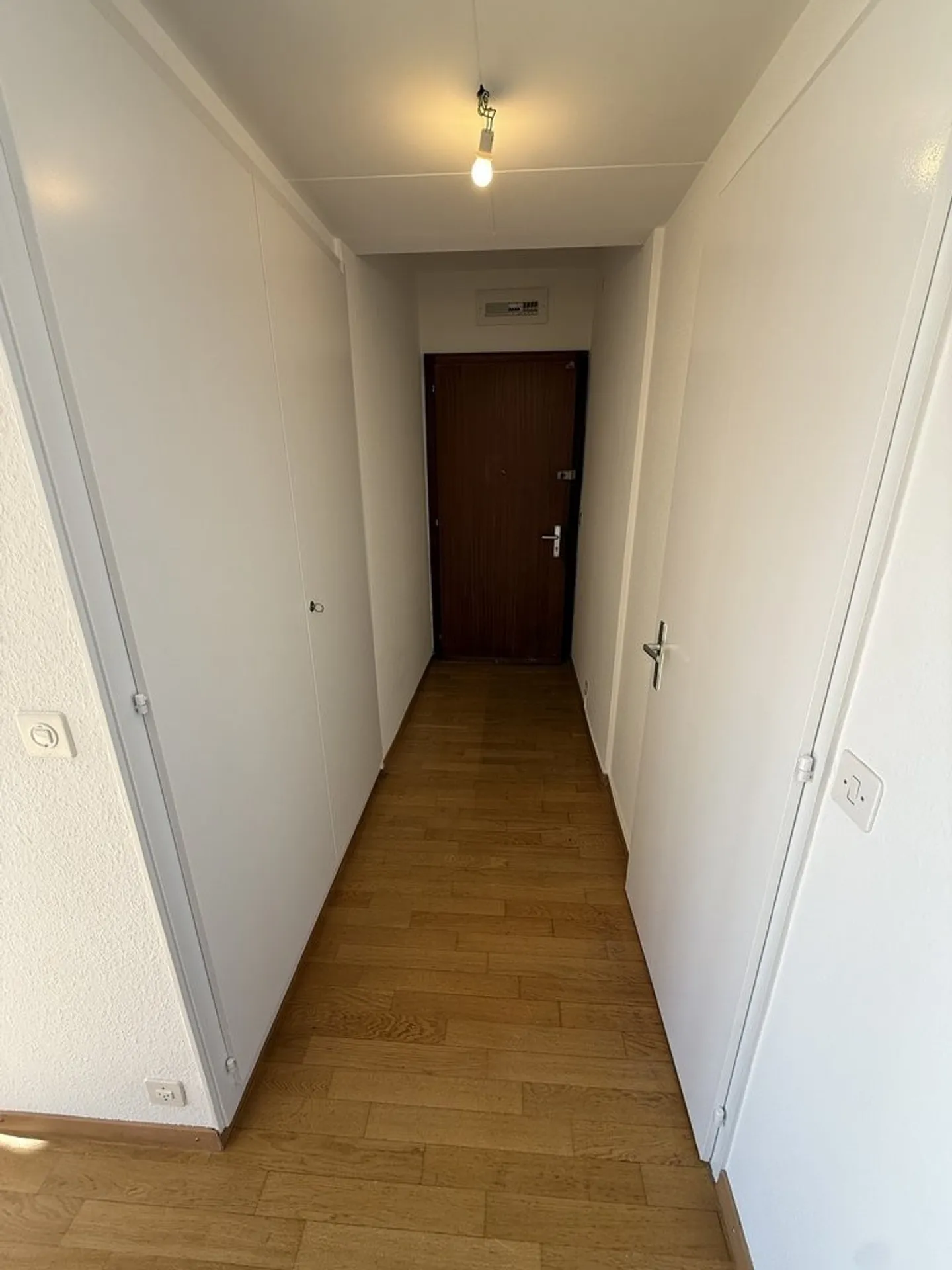 Appartamento-Duplex con 6 Stanze N. 93 al 9° Piano - Foto 3 di 12