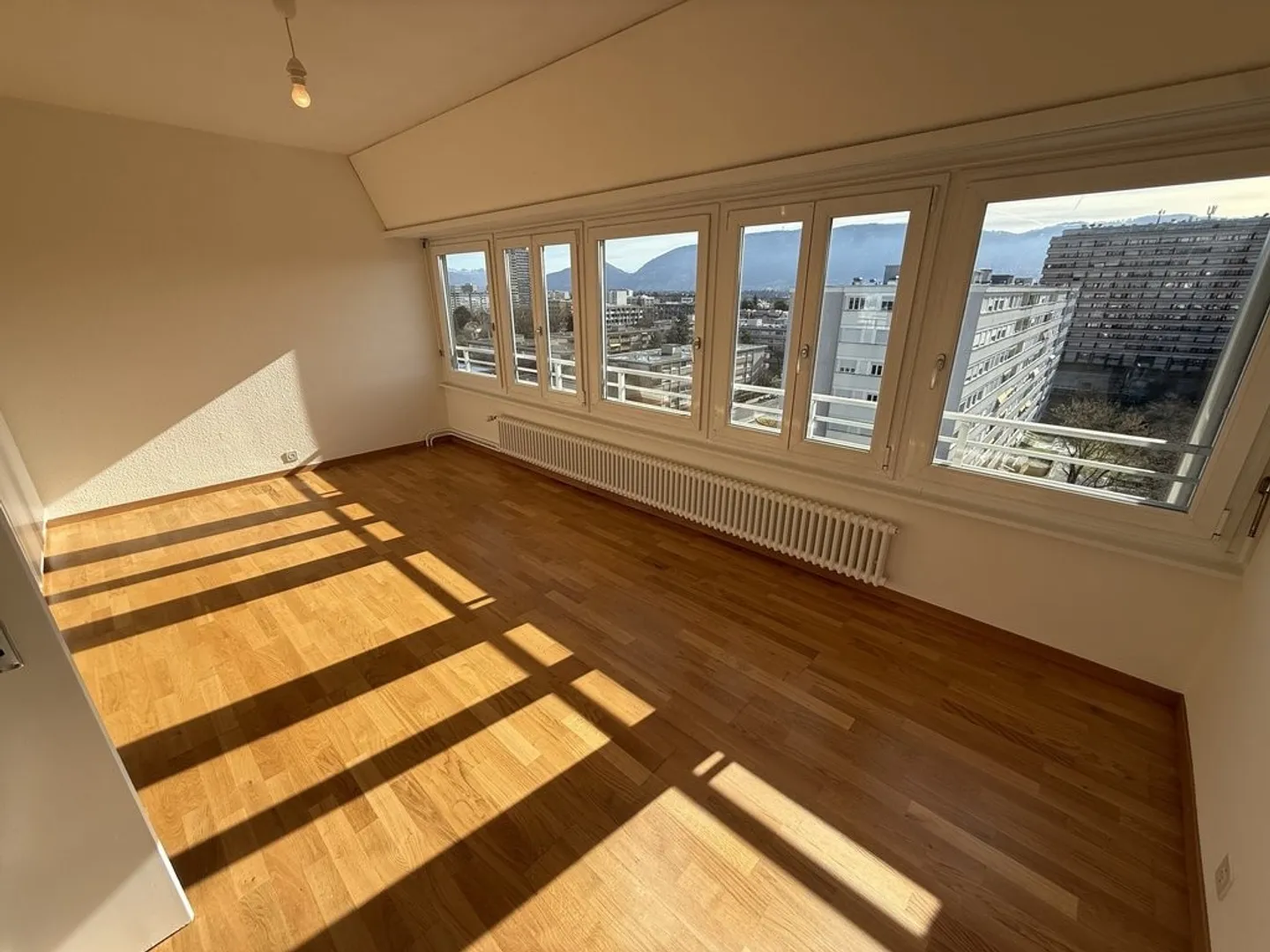 Appartamento-Duplex con 6 Stanze N. 93 al 9° Piano - Foto 7 di 12