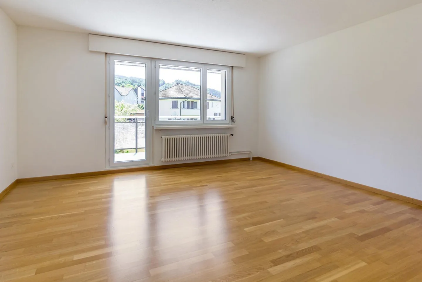 Appartement 4 pièces bien entretenu dans un emplacement calme - Photo 2 sur 6