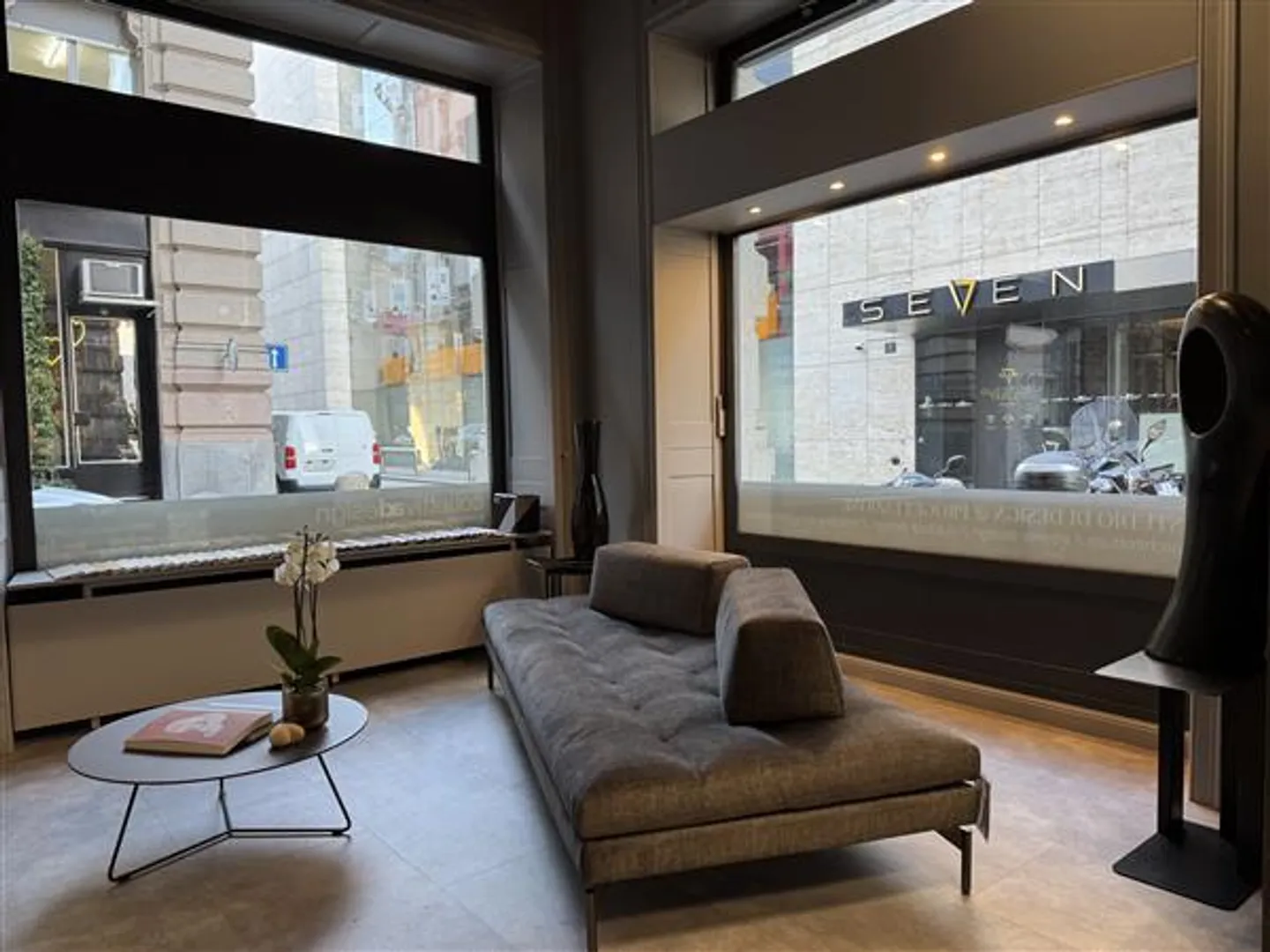 Lugano: Ufficio 1 Stanza - Foto 11 di 11