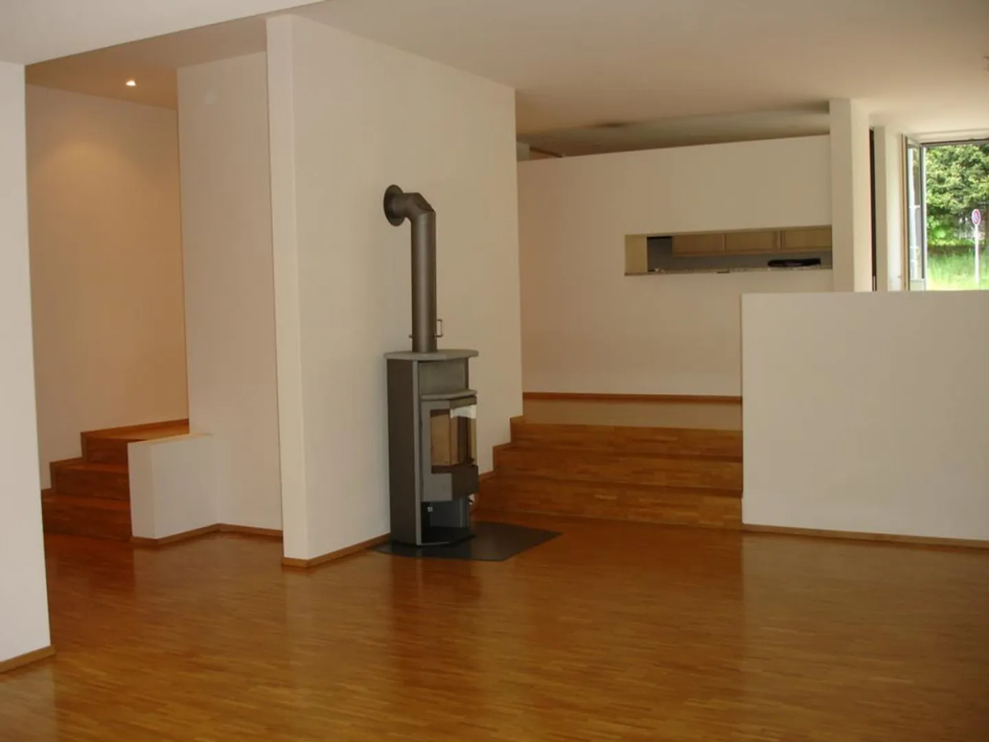 Spacious apartment in a family-friendly environment - Photo 6 of 10