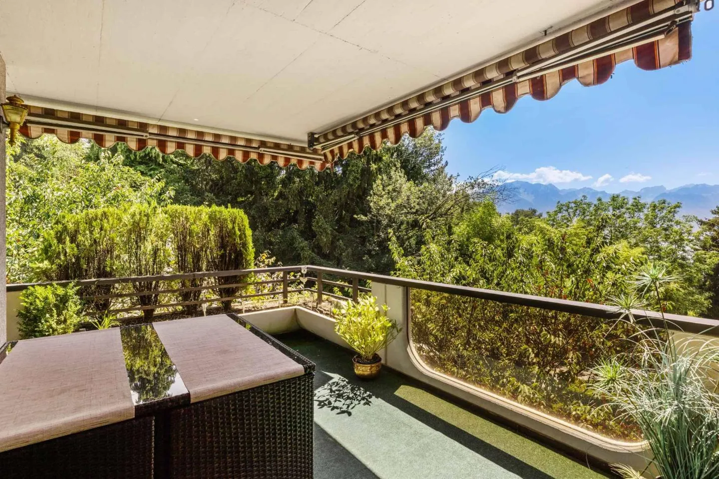 Geräumiges Duplex mit großem Balkon - Foto 5 von 6