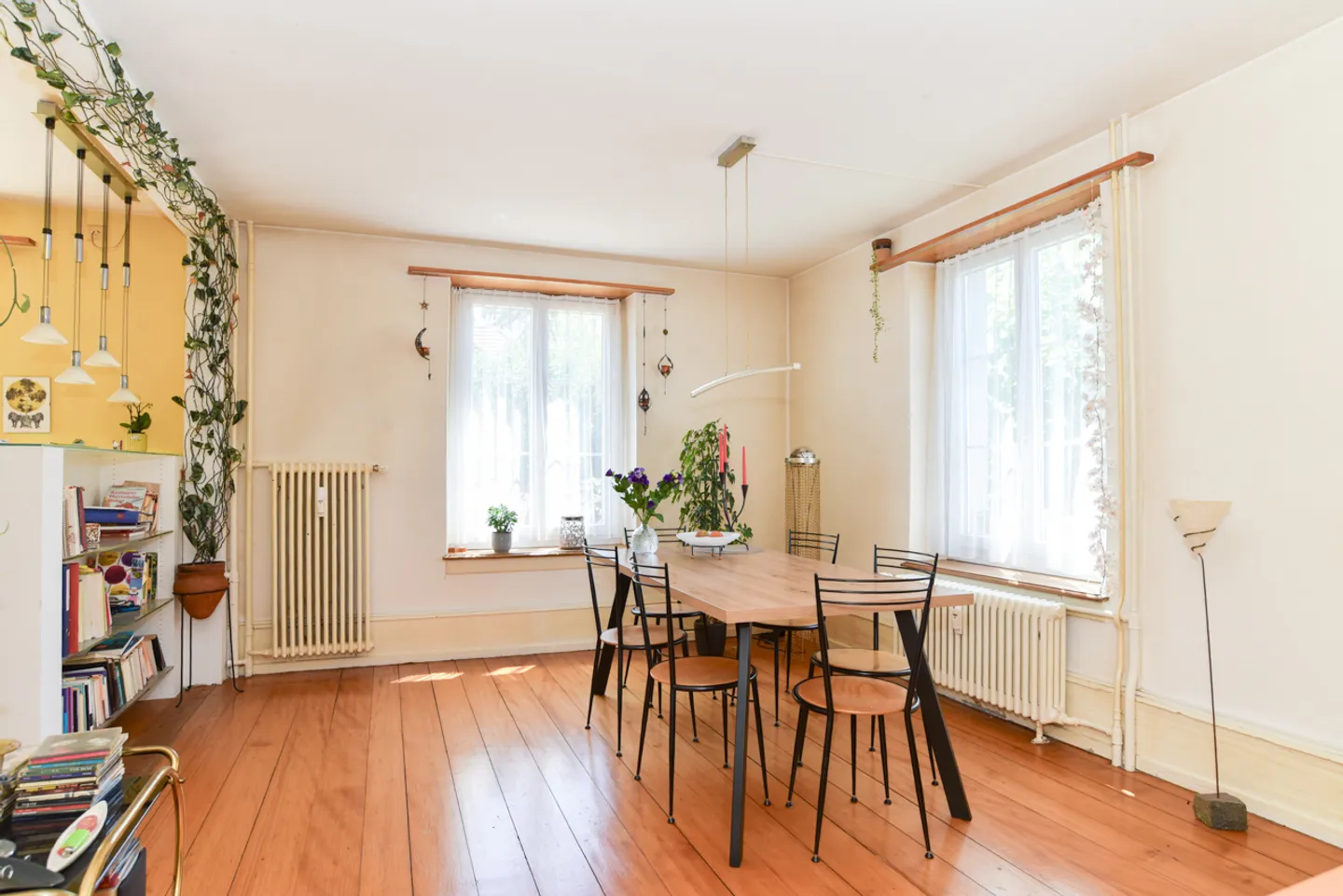 Three-family house in a good location in Buchs with well-kept surroundings - Photo 3 of 14