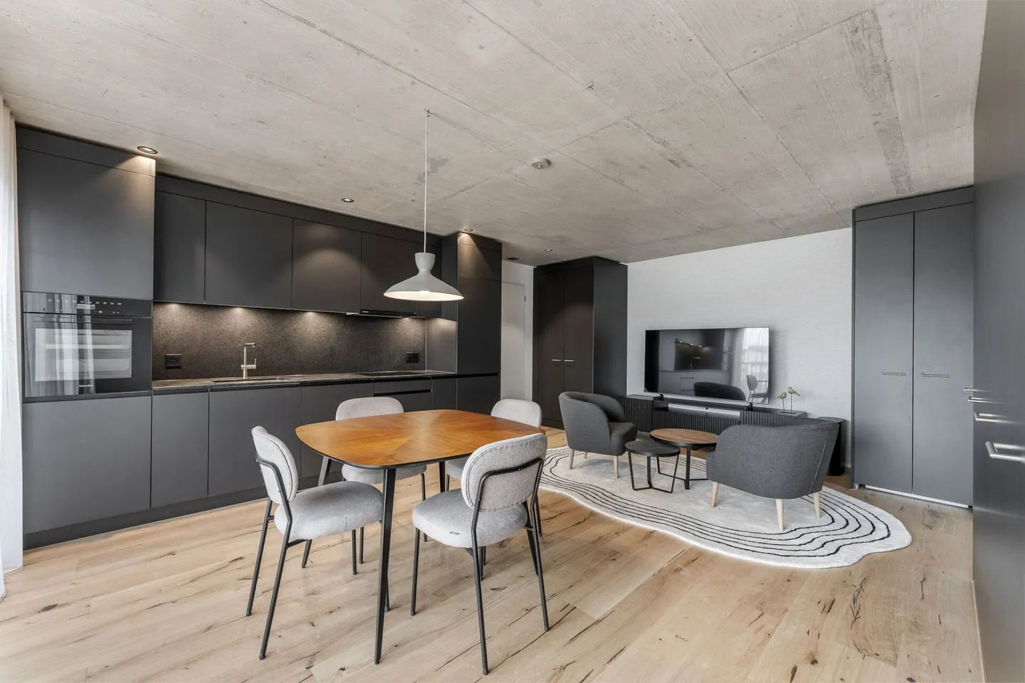 Appartement neuf meublé 1.5 pièces avec équipements de haute qualité - Photo 2 sur 8