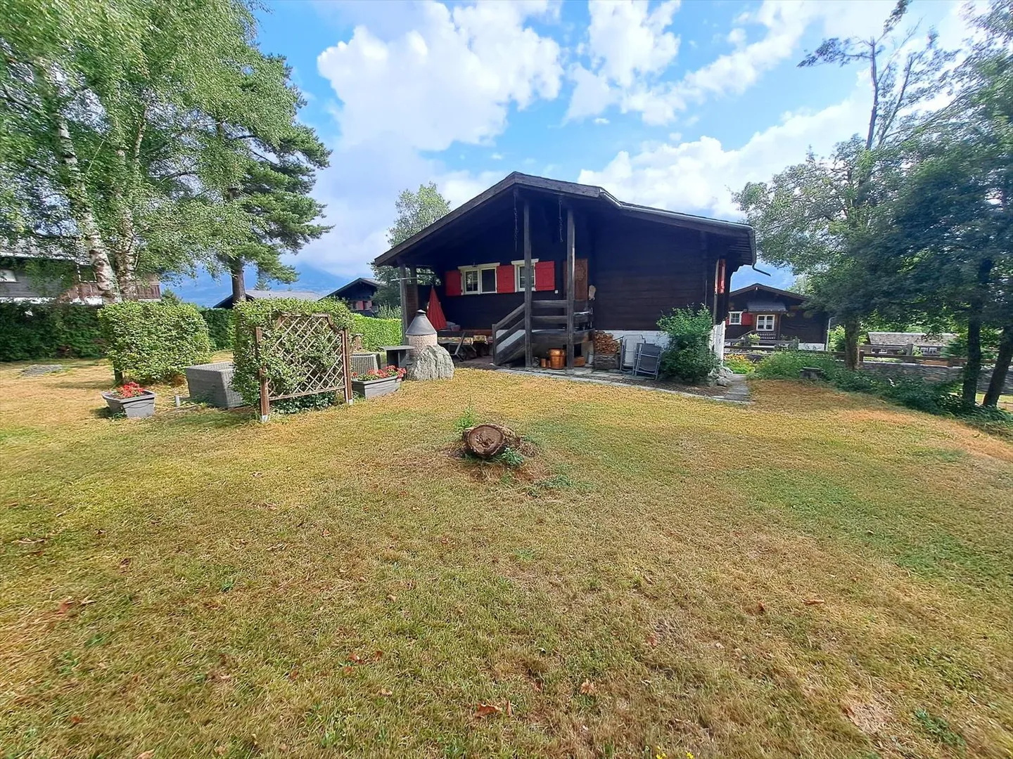 Einfamilienhaus 5 Zimmer - Foto 1 von 17