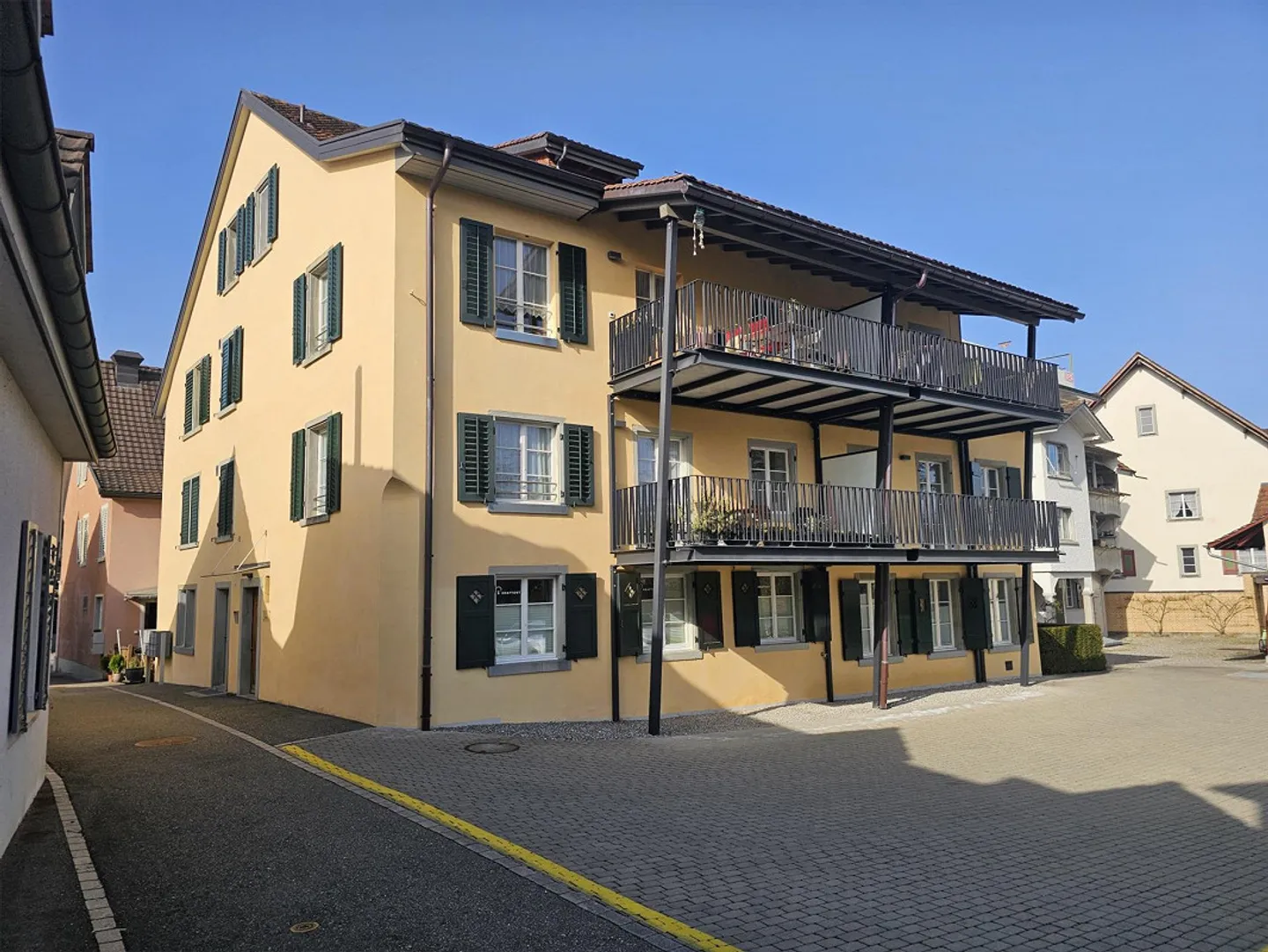 Appartamento 3,5 locali nel cuore di Frauenfeld - Foto 1 di 13