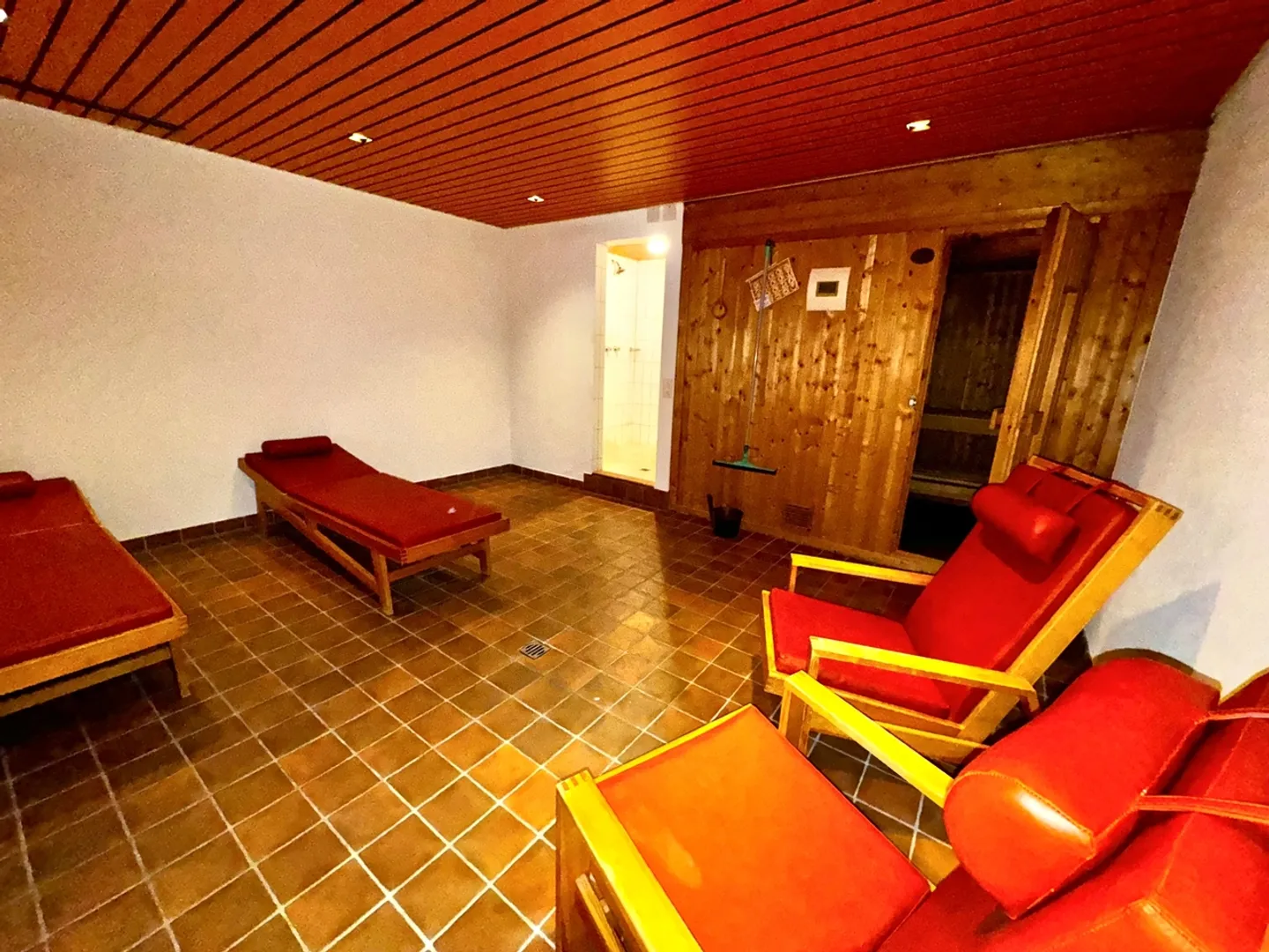 Delicious 2.5-room apartment in Ascona - Photo 8 of 11