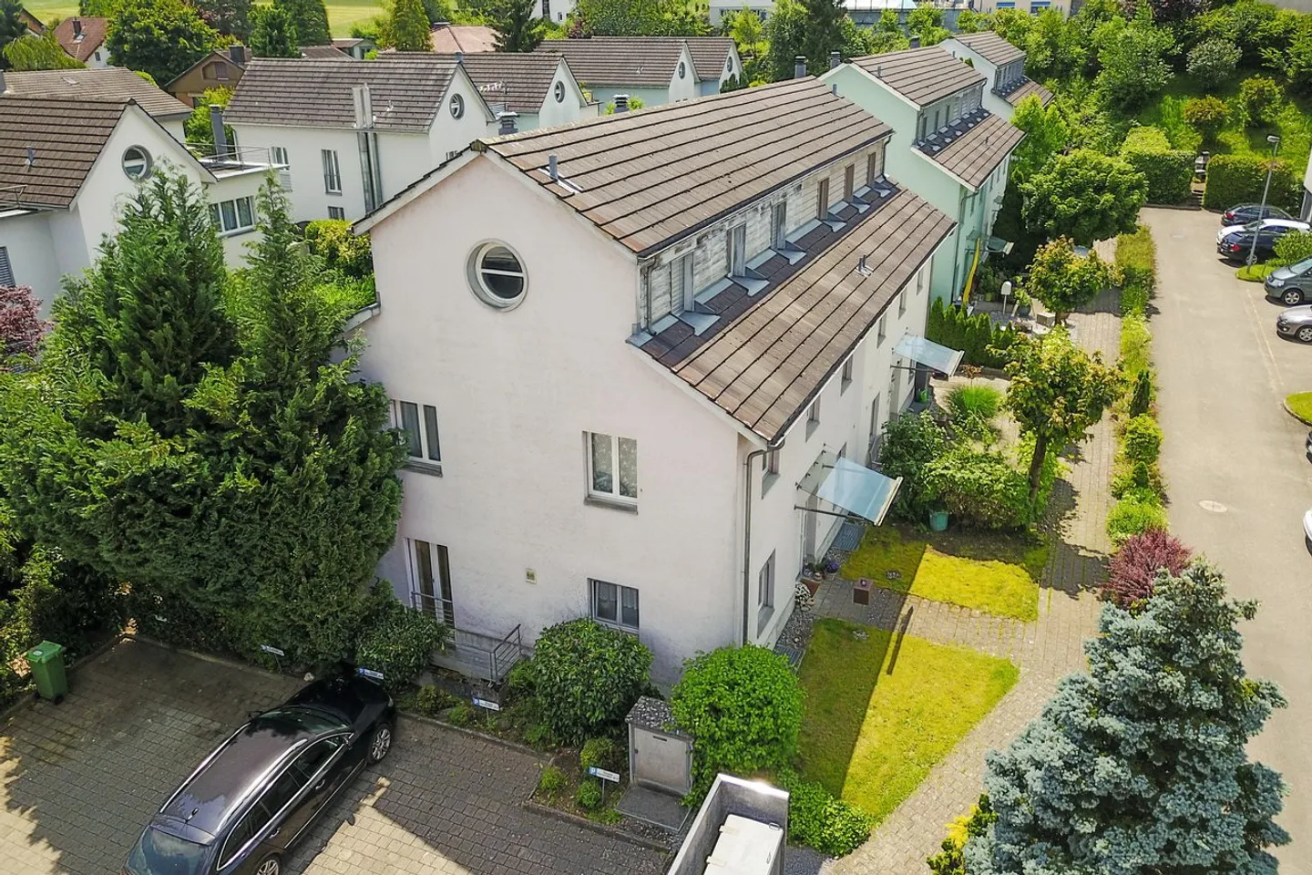 DEFH (RESERVED) - Photo 1 of 9