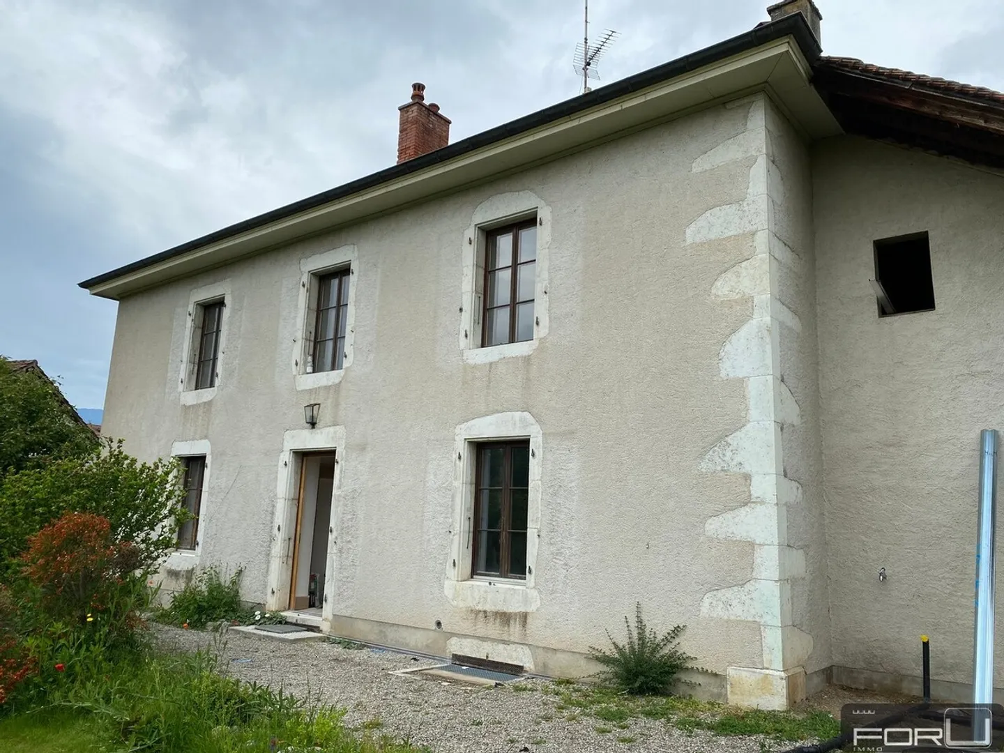 Très bel appartement en attique moderne avec 5 pièces et jardin à Avusy - Photo 13 sur 13