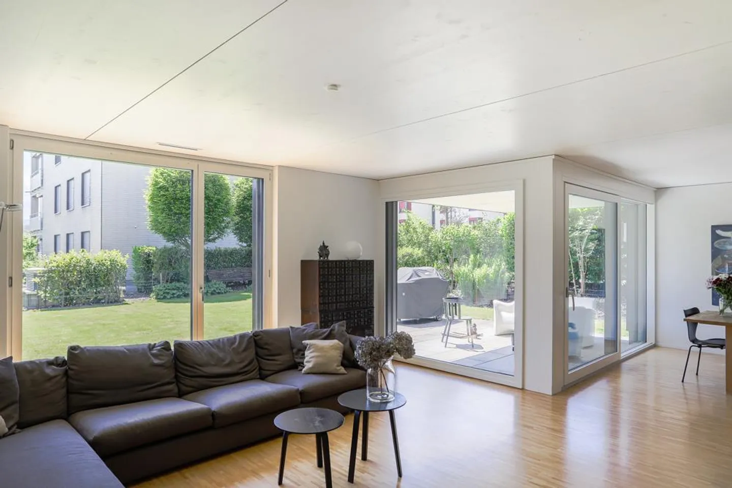 Modern Corner Single-Family House with West Garden, Roof Terrace and... - Photo 2 of 8