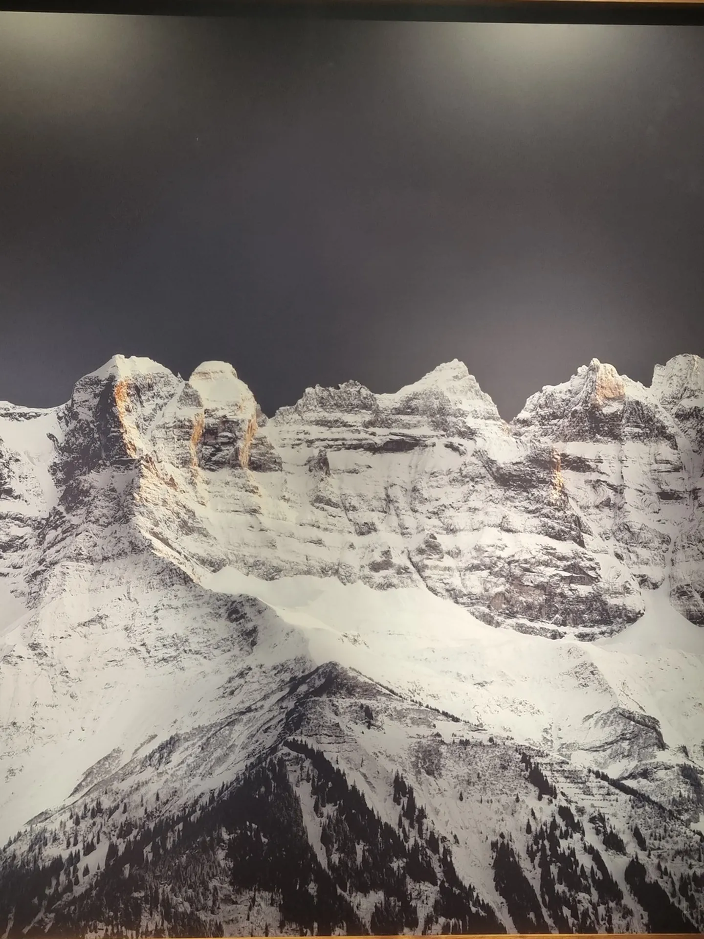 MONTHEY CENTRO IN VENDITA APPARTAMENTO 4,5 STANZE RISTRUTTURATO - Foto 1 di 6