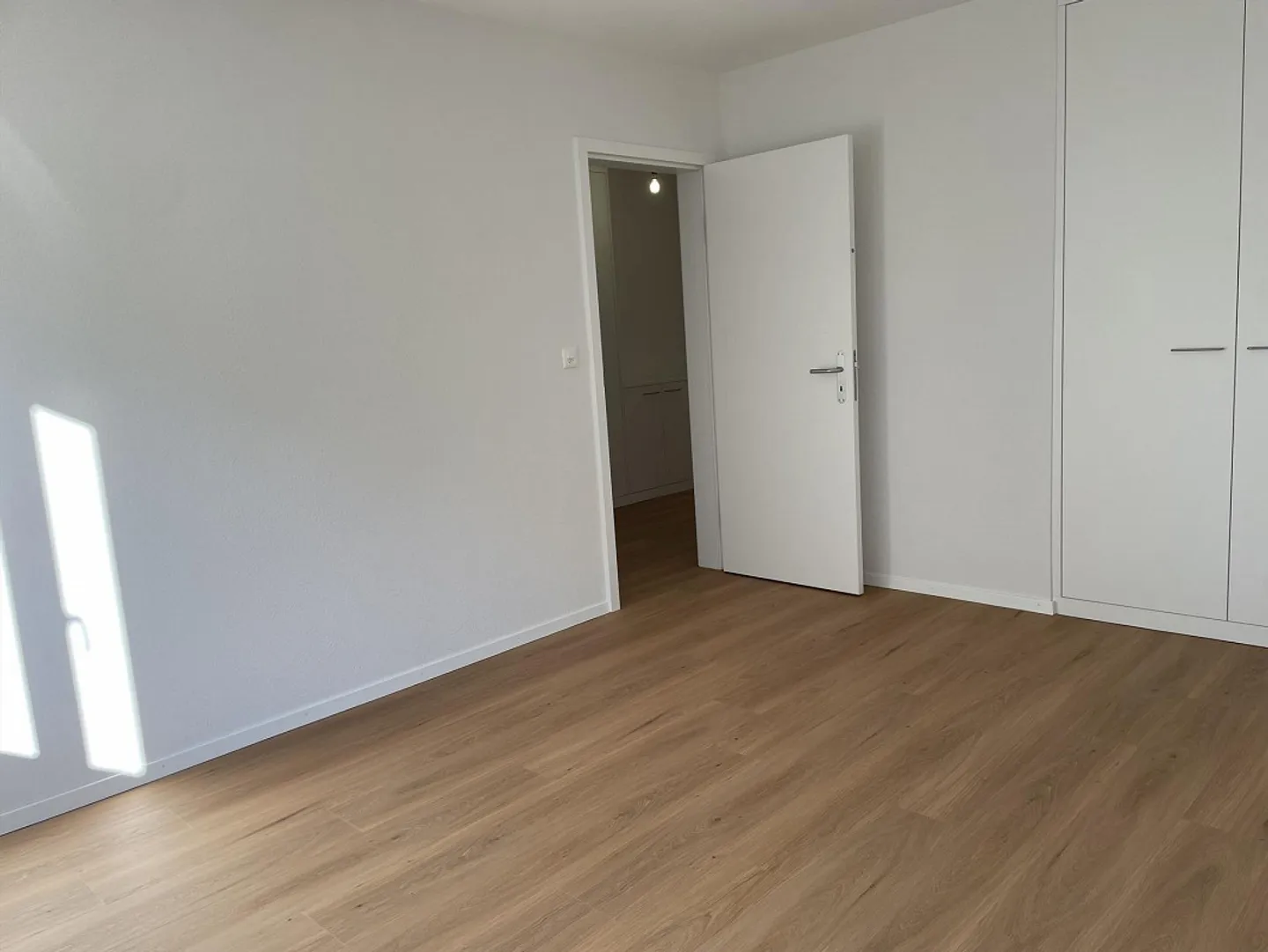 Appartamento recentemente ristrutturato nella popolare Scherzligweg! - Foto 13 di 17