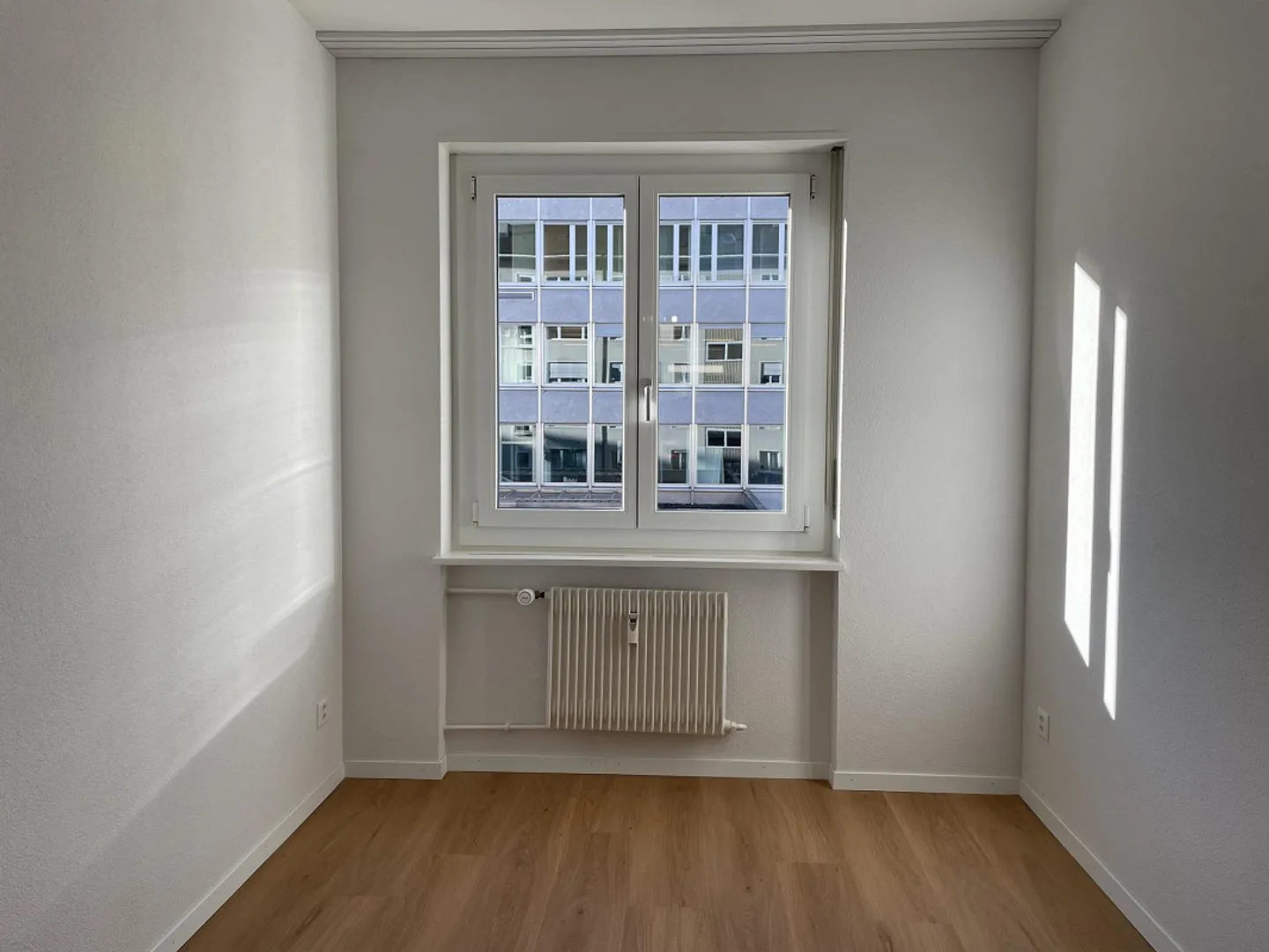 Appartamento recentemente ristrutturato nella popolare Scherzligweg! - Foto 15 di 17