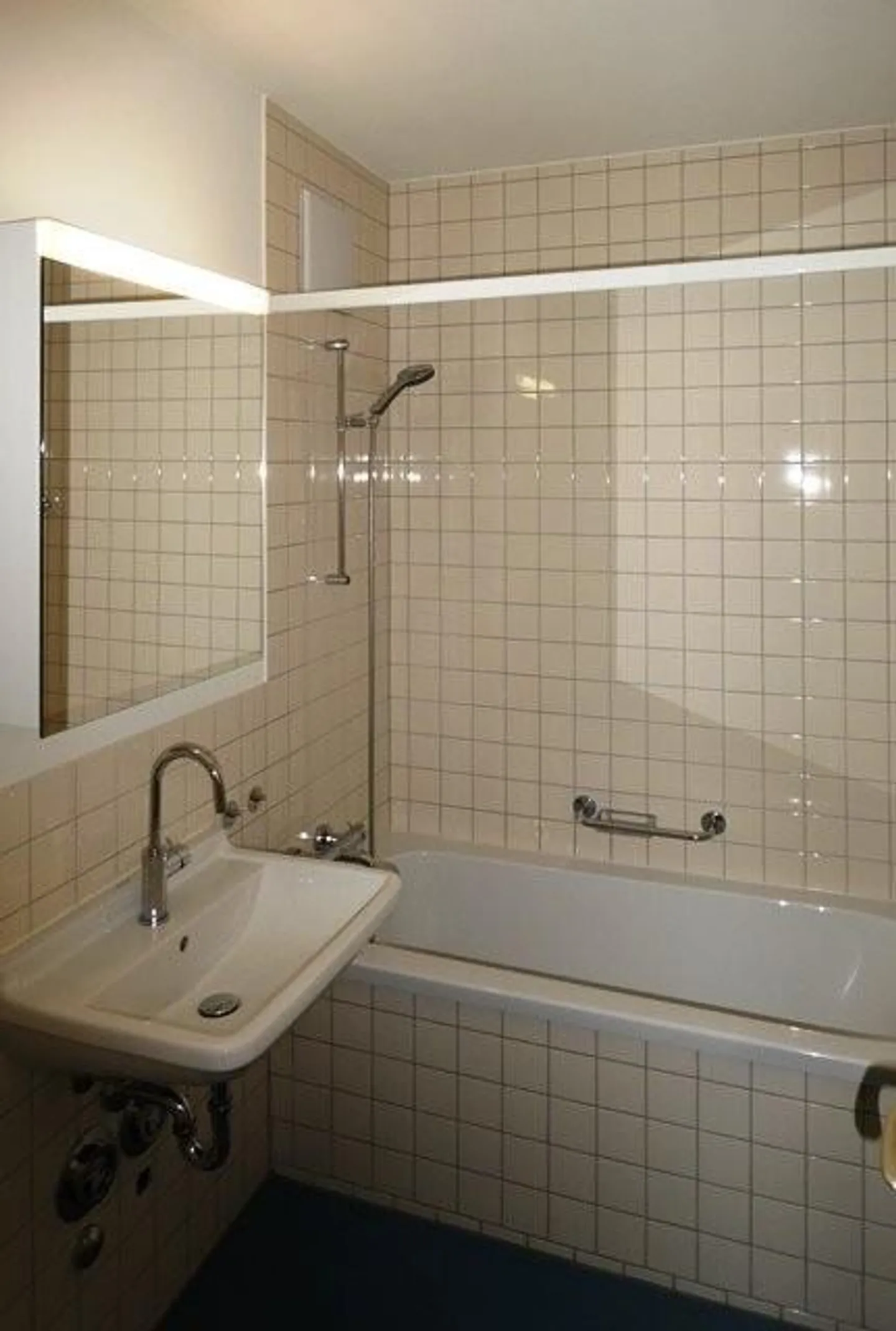 Living near Petersplatz - Photo 3 of 9