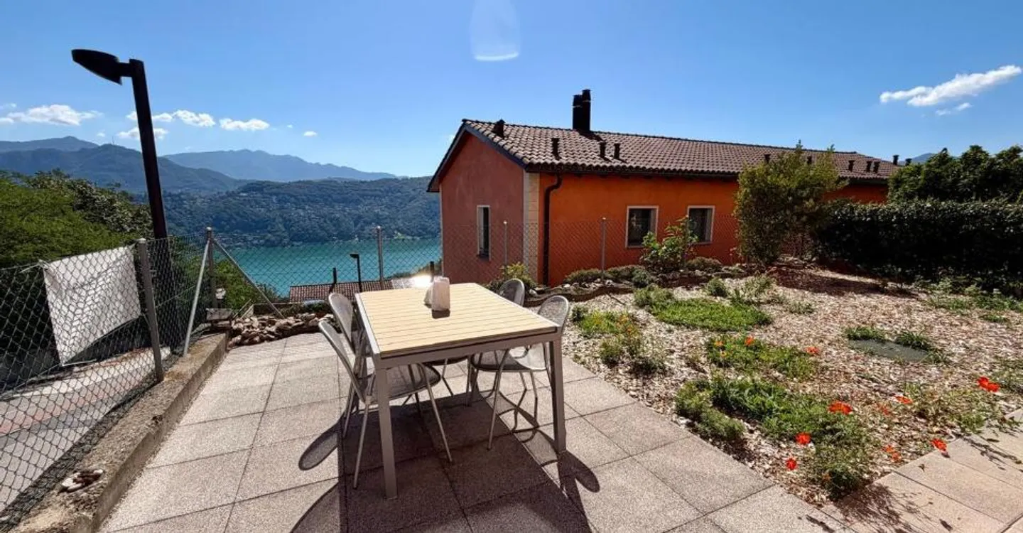 Charmante Wohnung mit Seeblick - Foto 1 von 11