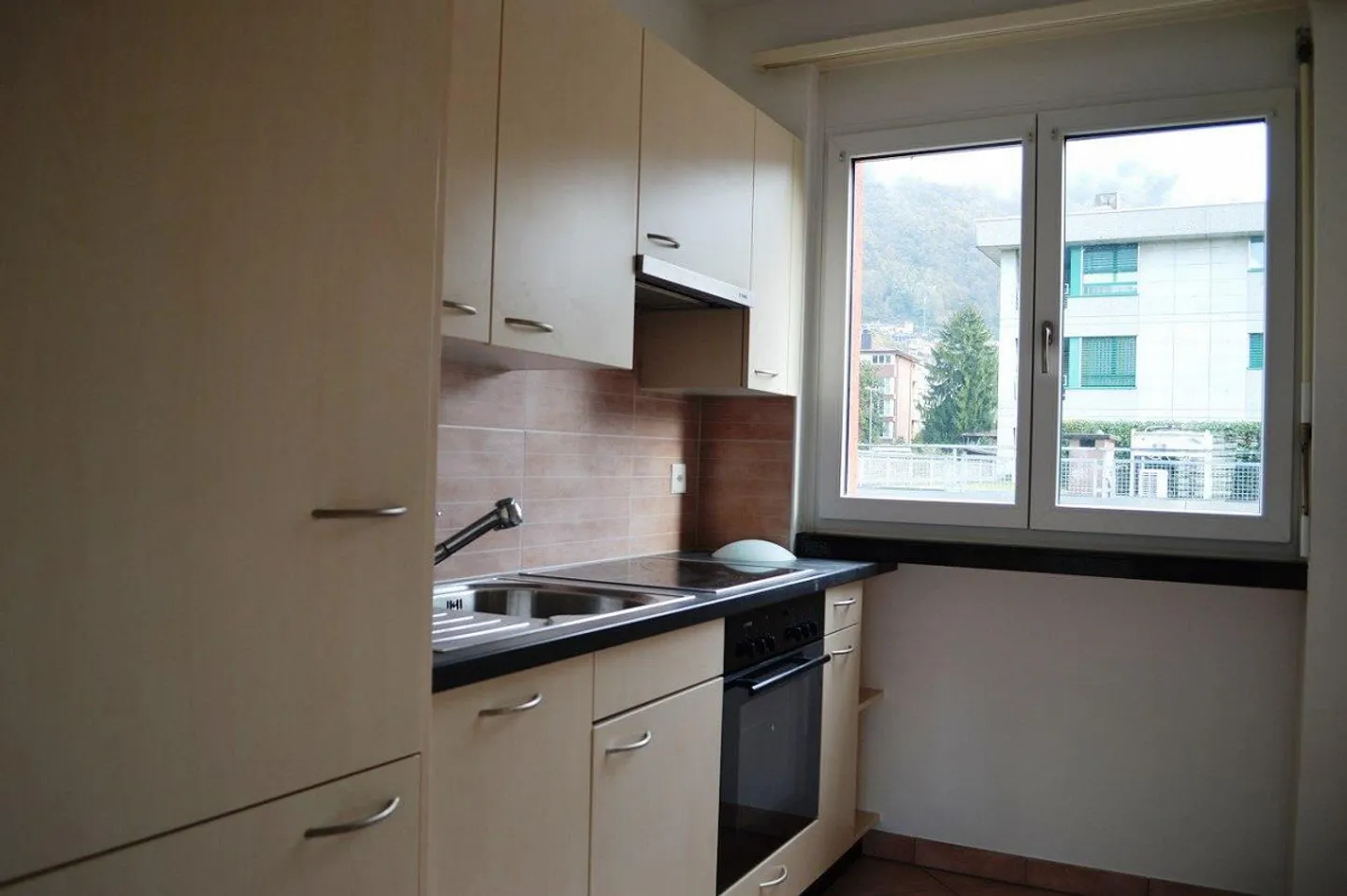 Appartamento 3.5 locali affascinante - Foto 3 di 8