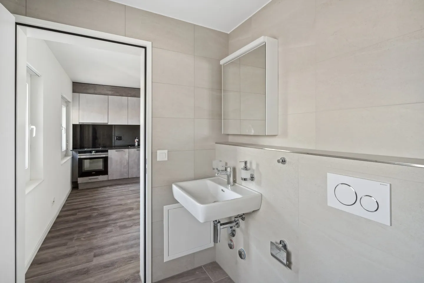 Apartment for rent - Photo 1 of 5