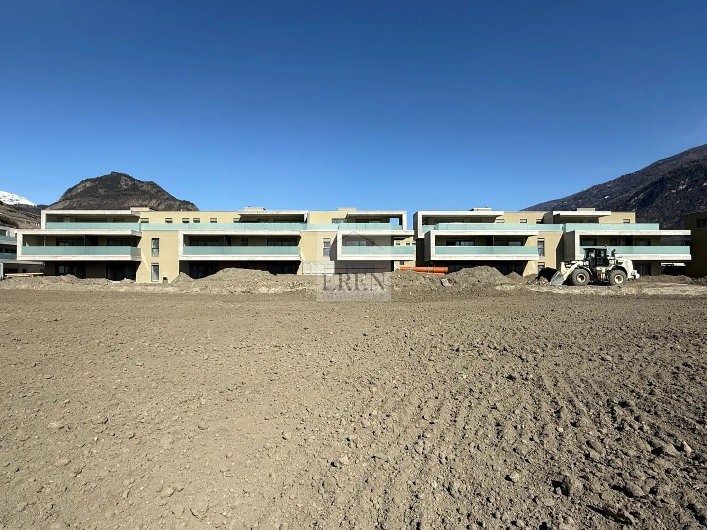 Attique spacieux avec terrasse - Photo 13 sur 13