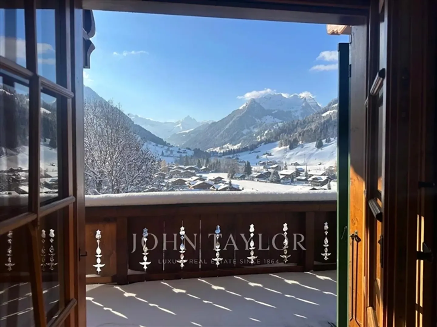 Sunny Apartment in the City Center of Gstaad - Photo 11 of 11
