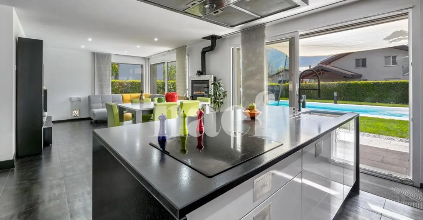 Superbe Maison Individuelle avec Piscine - Photo 6 sur 12