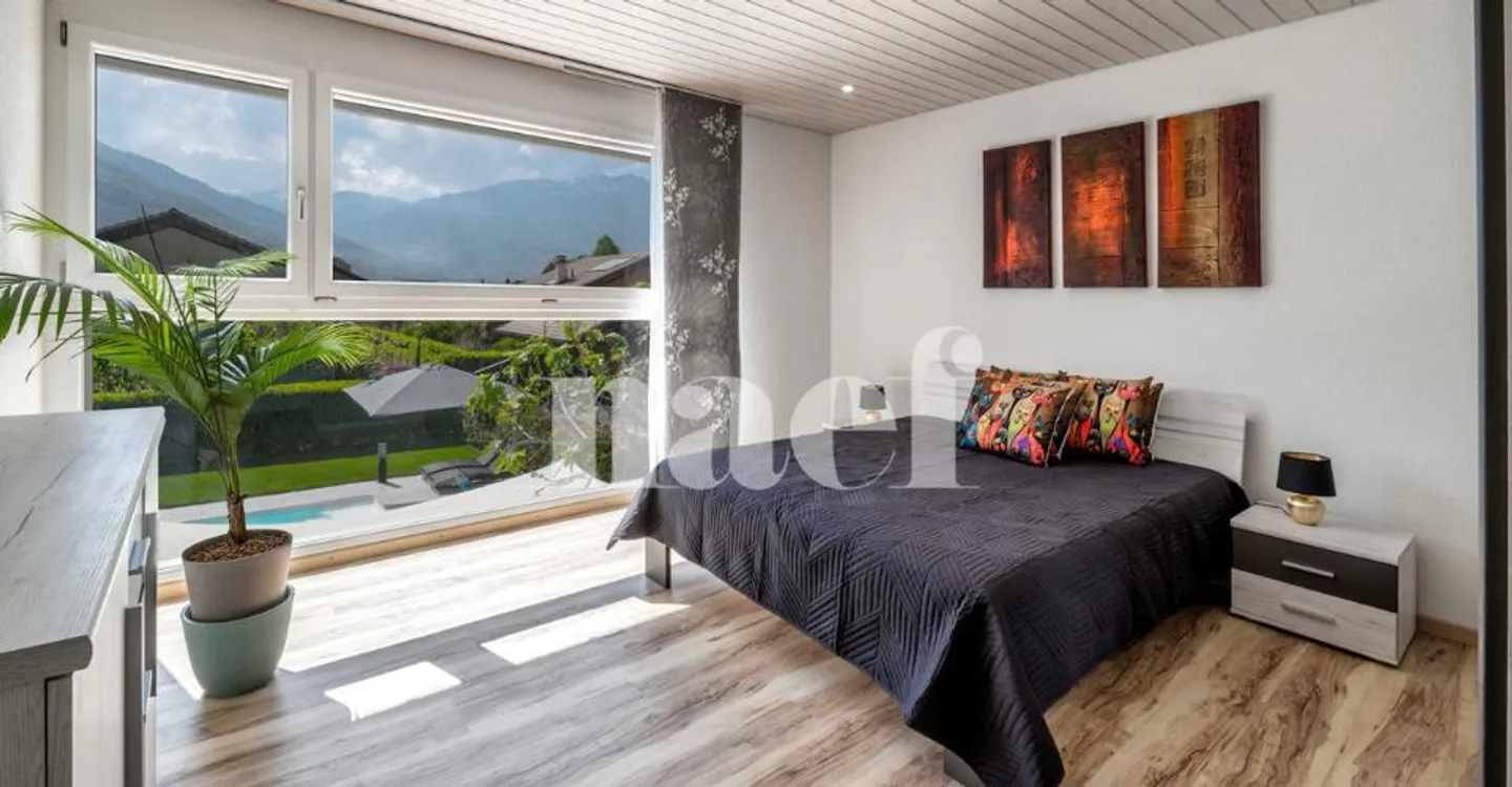 Superbe Maison Individuelle avec Piscine - Photo 9 sur 12