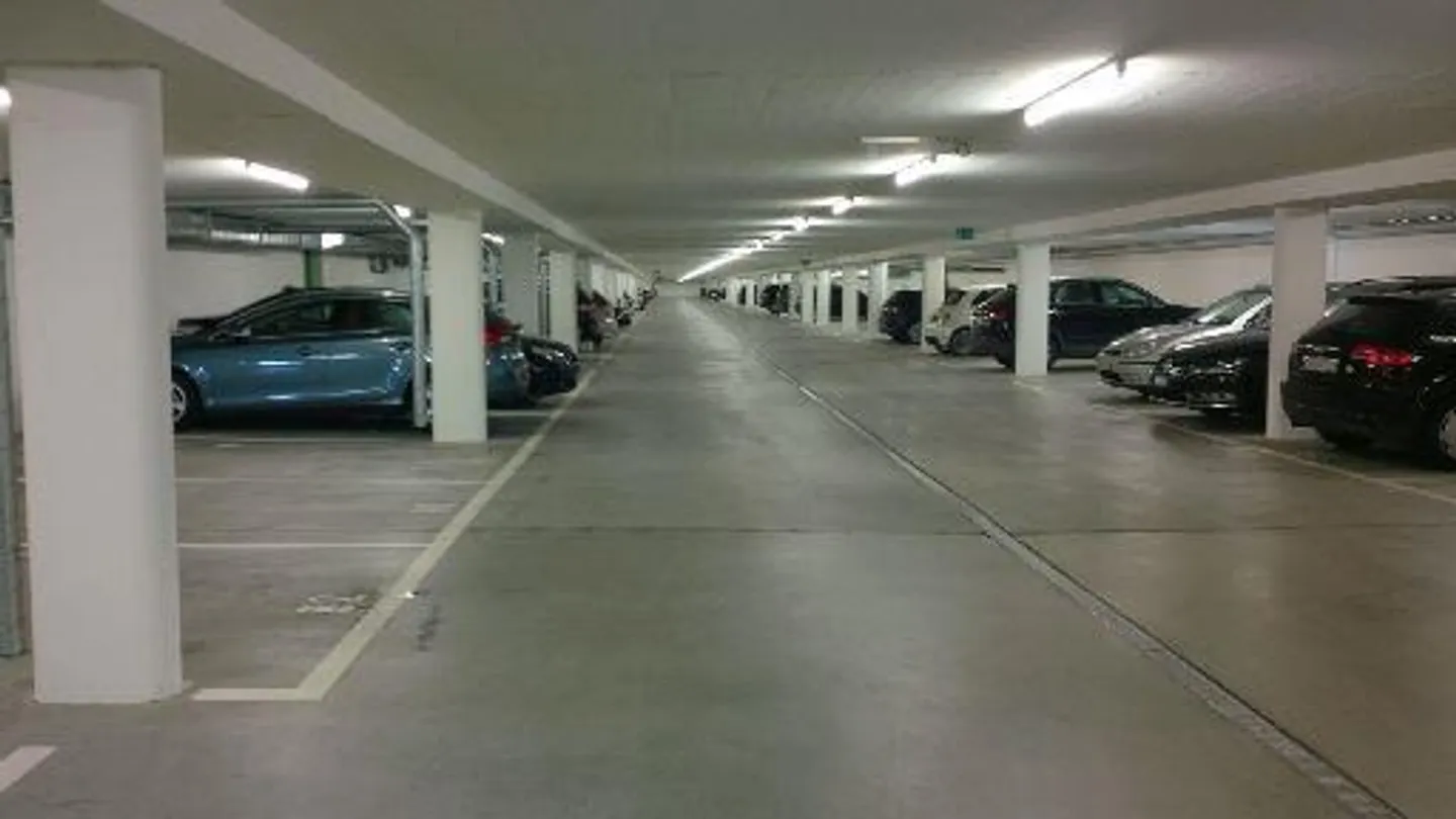 Motorcycle parking space for rent in Buchs - Photo 2 of 2