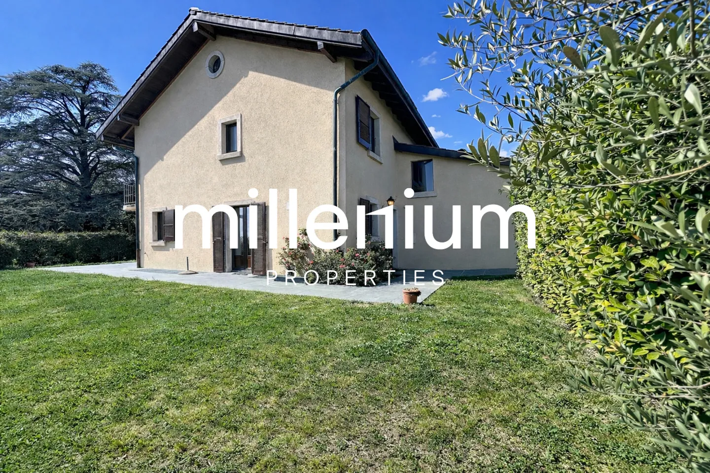 Beautiful villa in Bellevue near international organizations - Photo 2 of 20