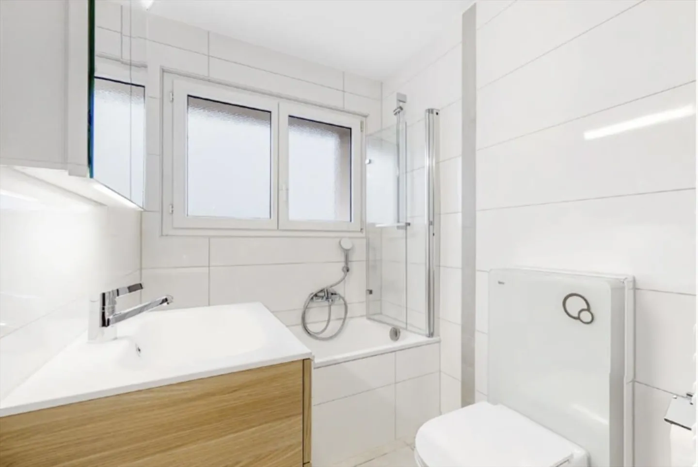 Renovated 3-room apartment in Vuisternens-en-Ogoz - Photo 8 of 9