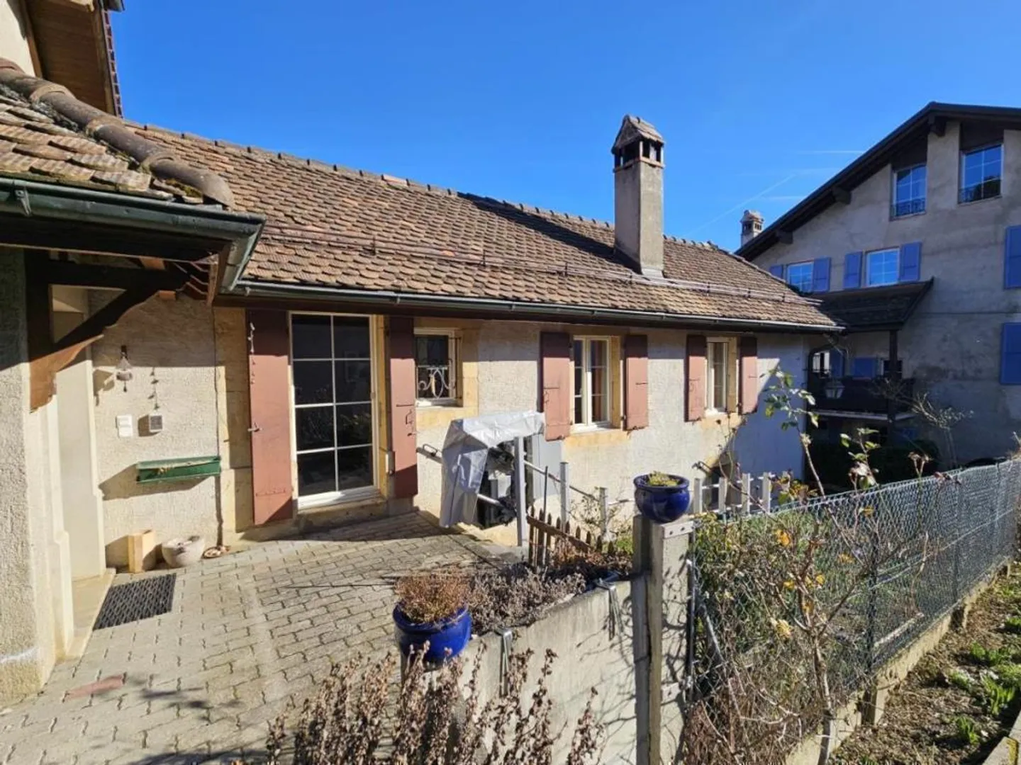 4.5 Room House - Photo 4 of 10