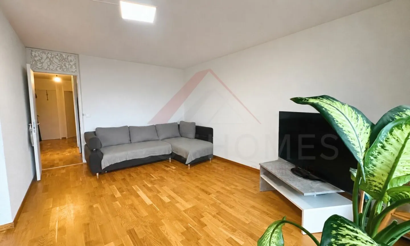Appartement élégant avec vue - Photo 3 sur 12