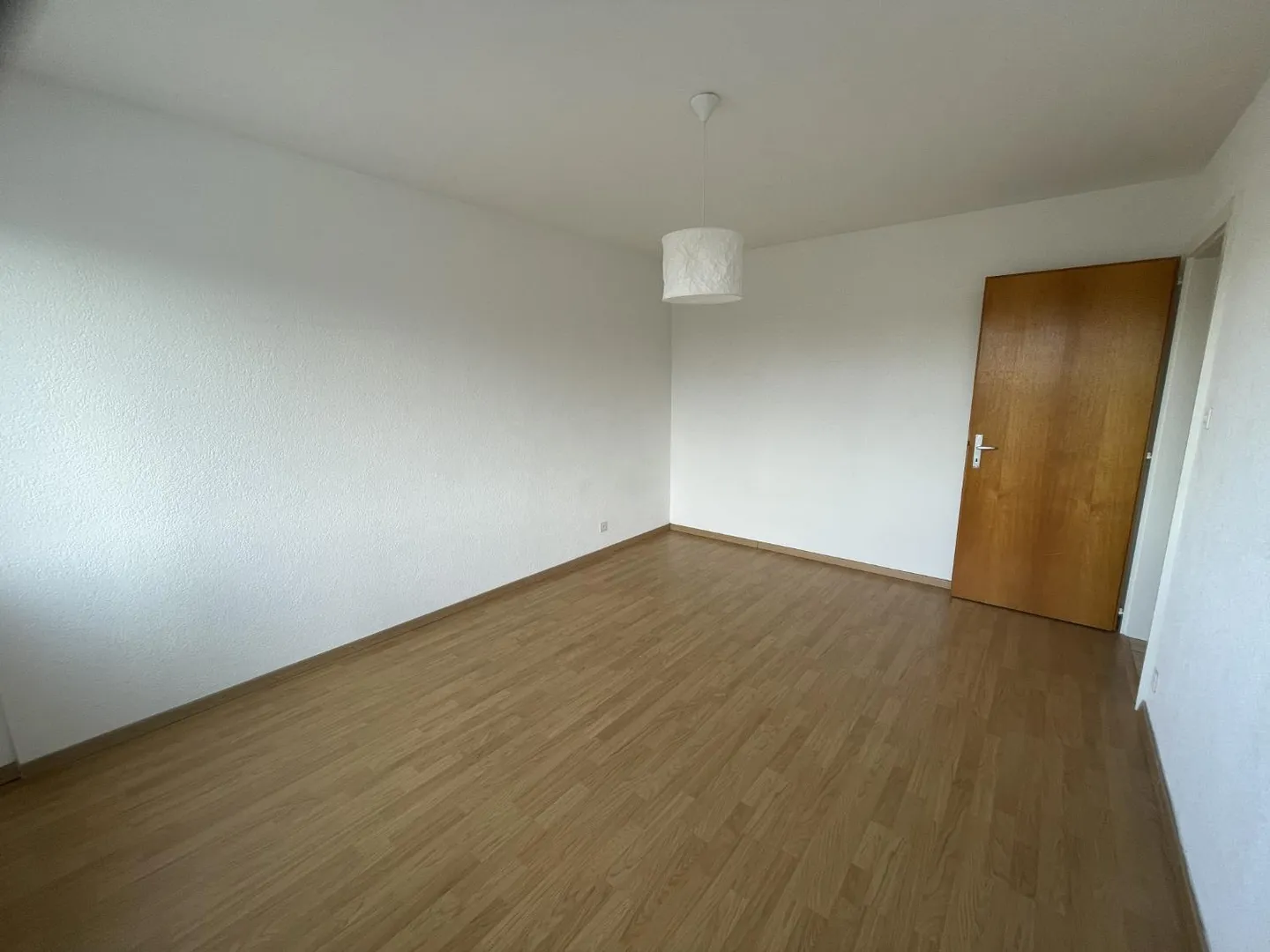 Appartamento di 4 locali con balcone a Yverdon-les-Bains - Foto 4 di 5