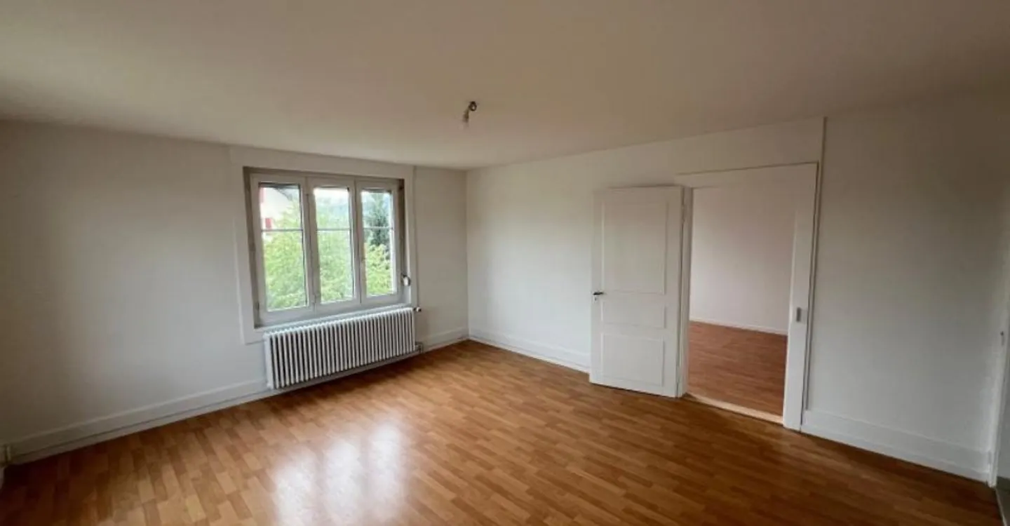 02379 - 4-room apartment - Rue du Nord 4 - FONTAINES NE - Photo 1 of 5
