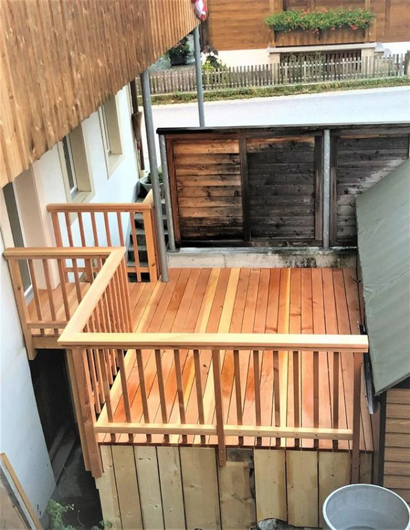 Large 2.5-room apartment in the middle of the village - Photo 7 of 8