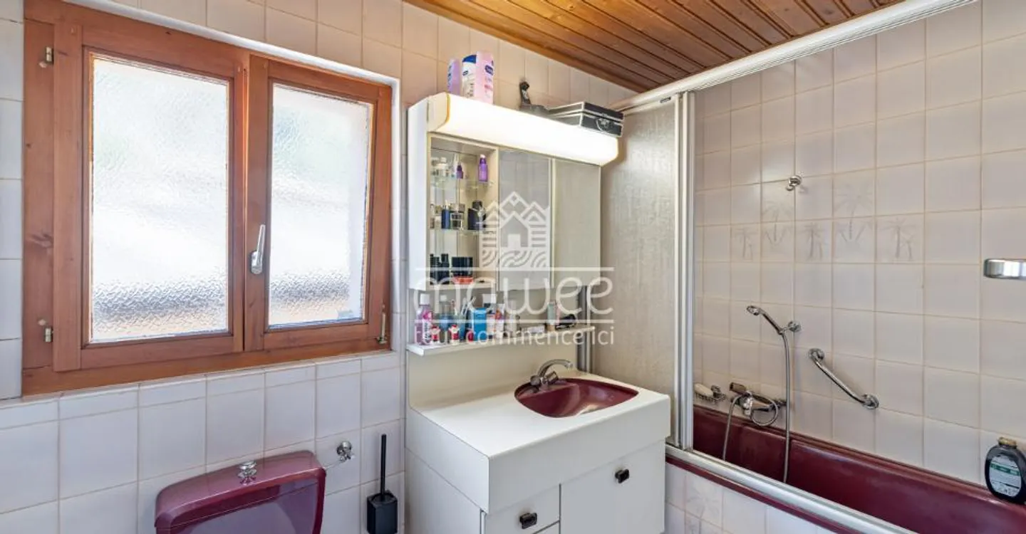 Selten auf dem Markt – Villa mit Studio und hohem Potenzial! - Foto 9 von 12