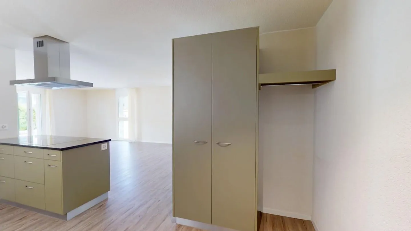 Appartamento moderno di 3,5 stanze con giardino - Foto 7 di 11