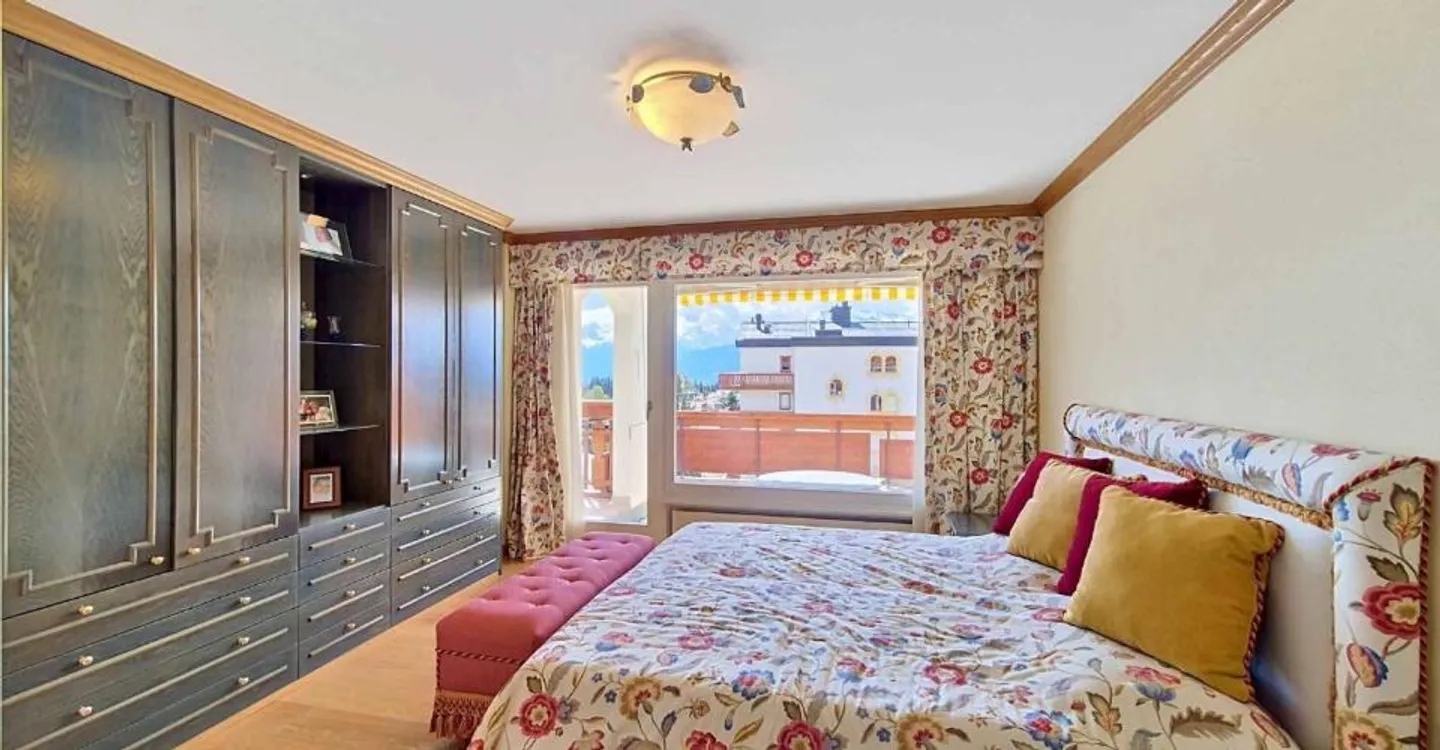 Spacious 7.5 rooms ideally located in the heart of the resort - Photo 6 of 9