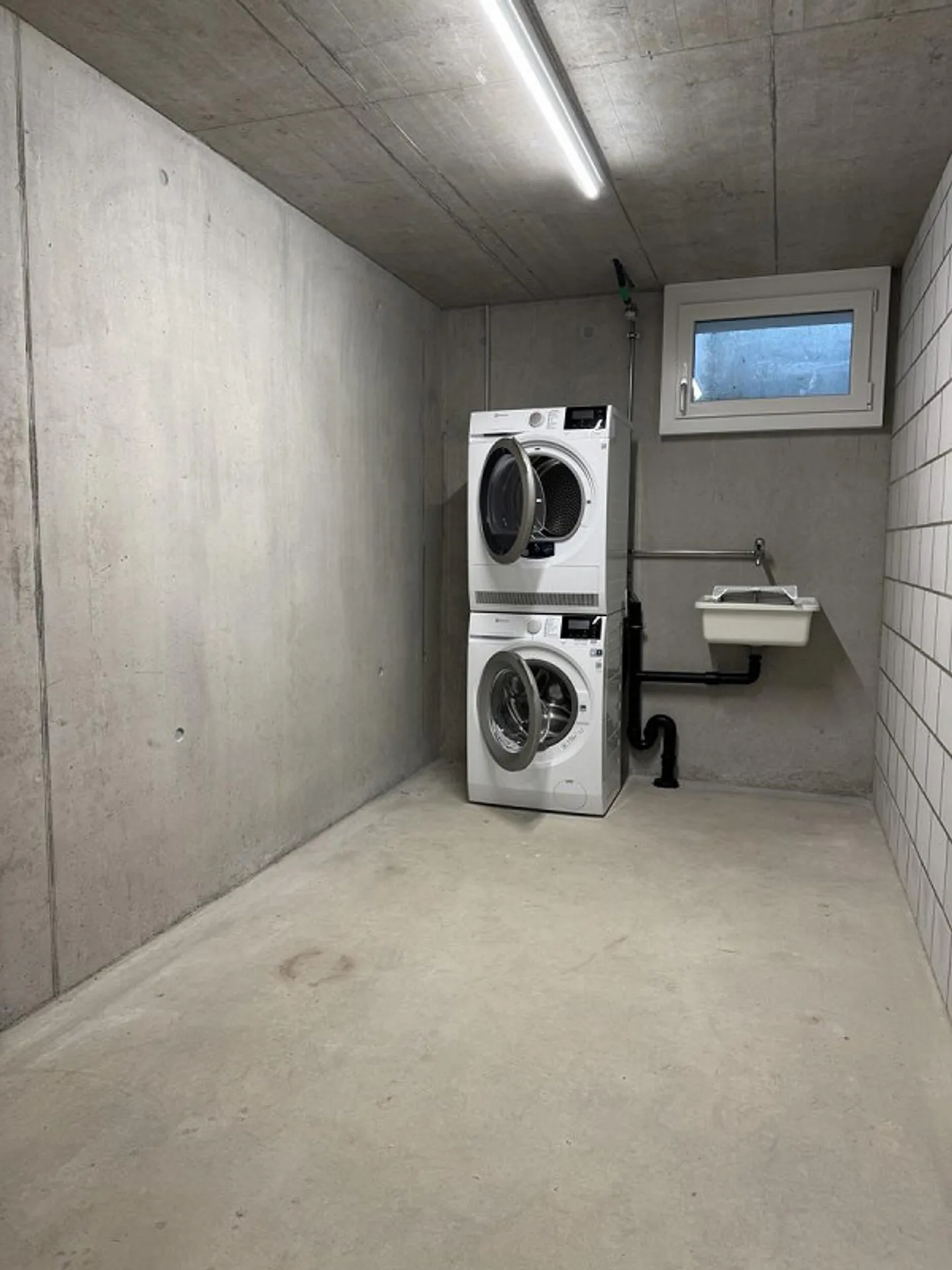 Appartamento moderno di 3,5 stanze con giardino - Foto 11 di 11