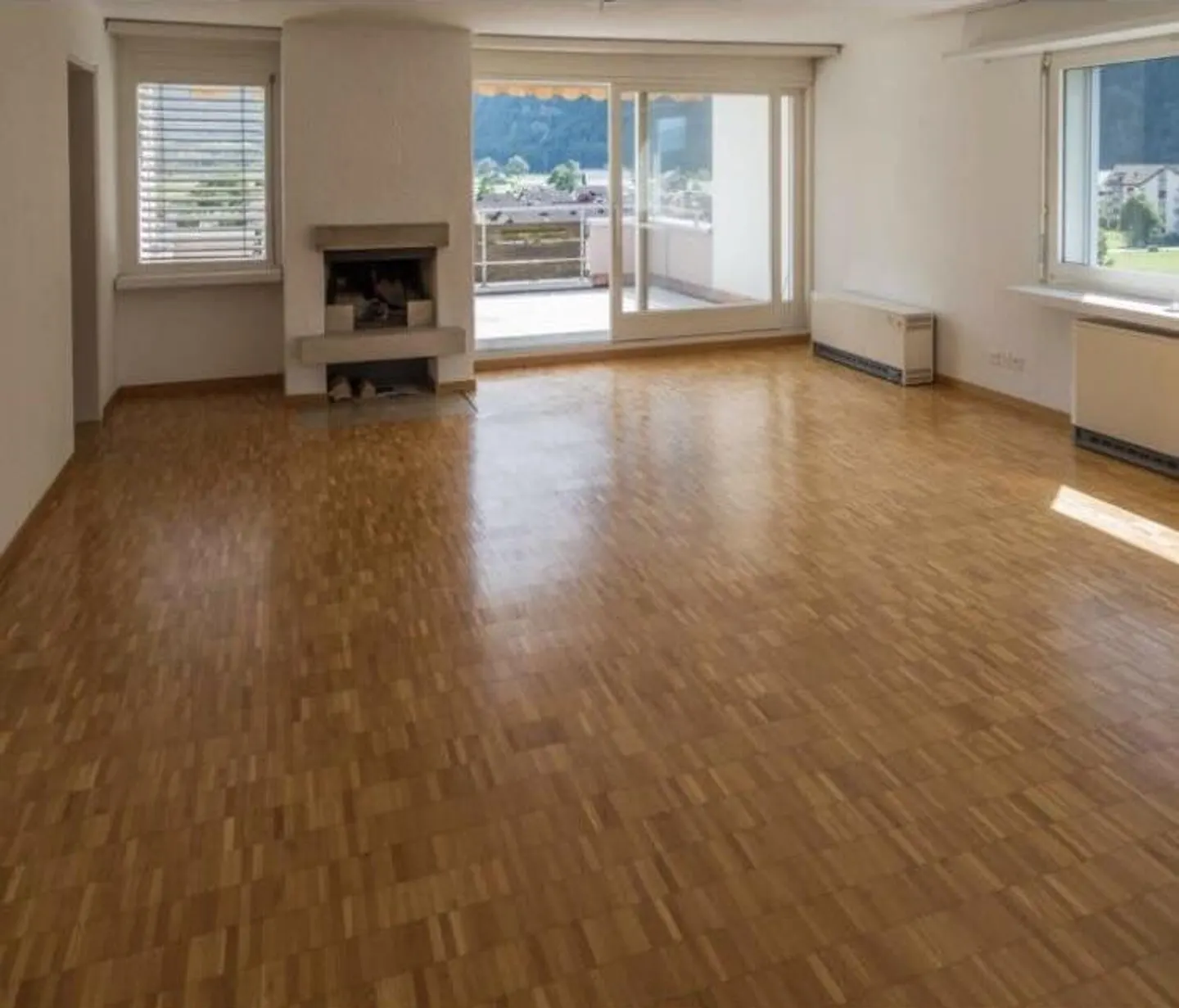 Appartement confortable avec une vue imprenable sur le Glarnerland - Photo 3 sur 7