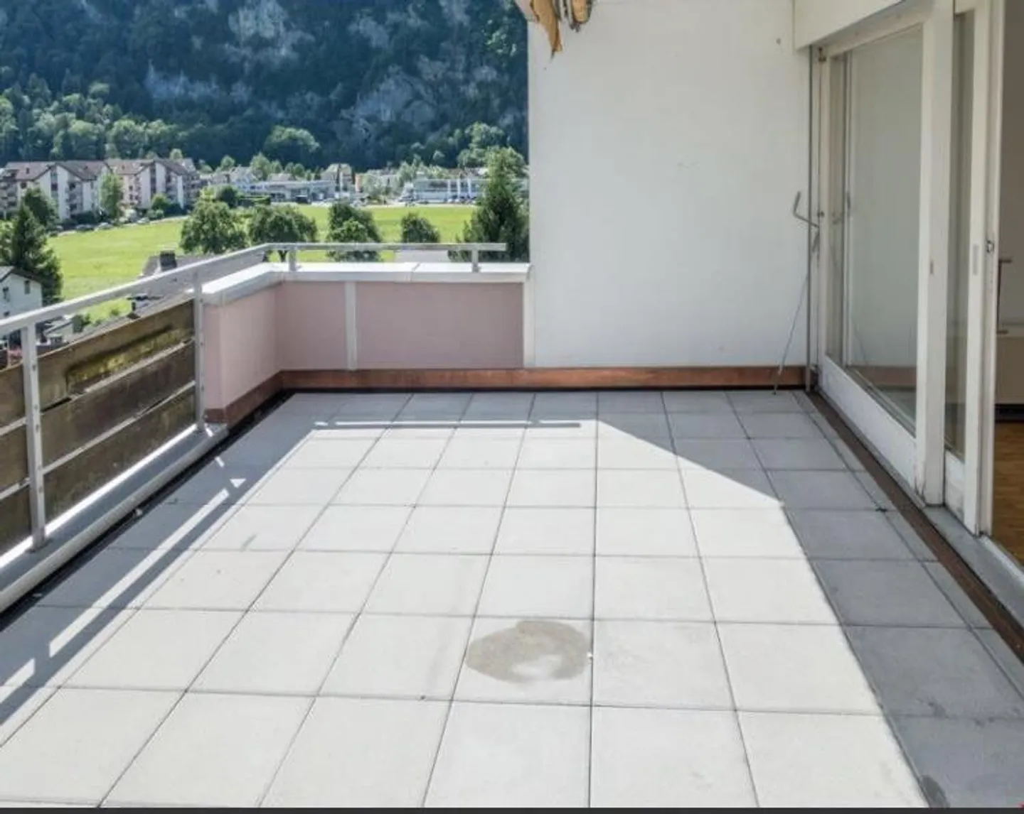 Appartement confortable avec une vue imprenable sur le Glarnerland - Photo 4 sur 7