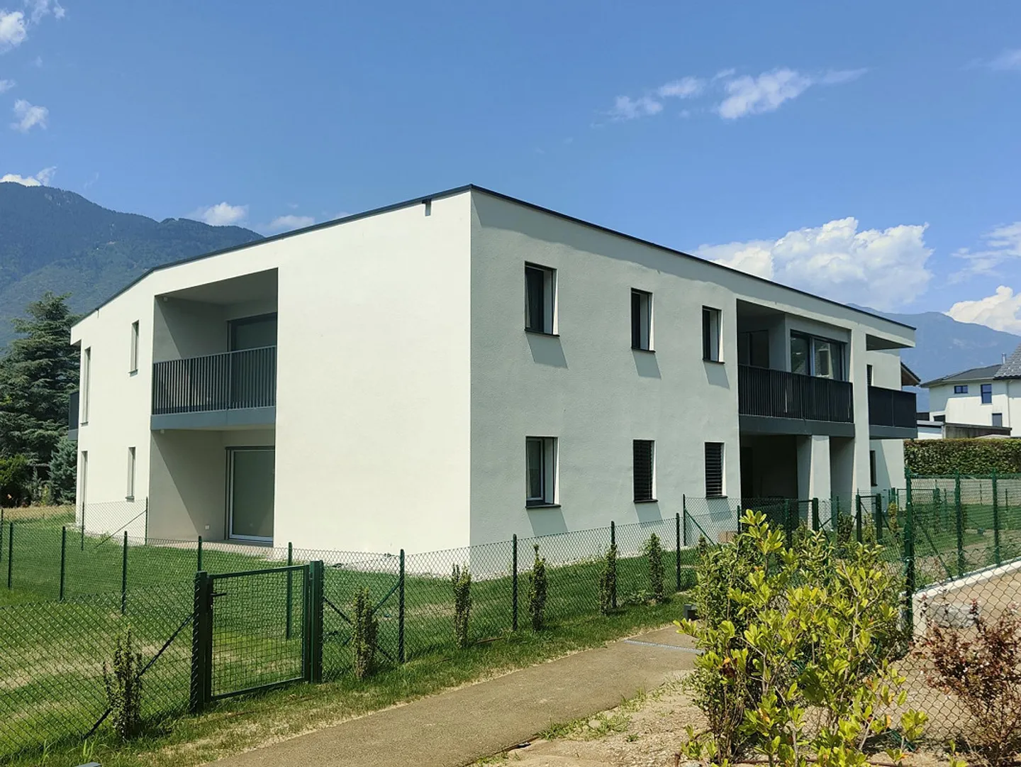 Nuovo 3.5 locali a Camorino - Foto 1 di 8