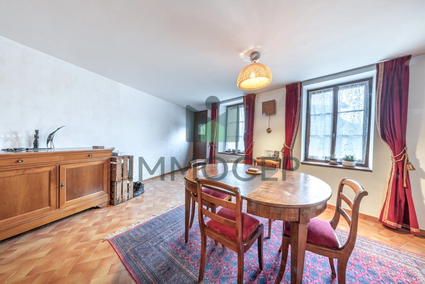 Maison de Village Charmante à Rénover - Photo 2 sur 9