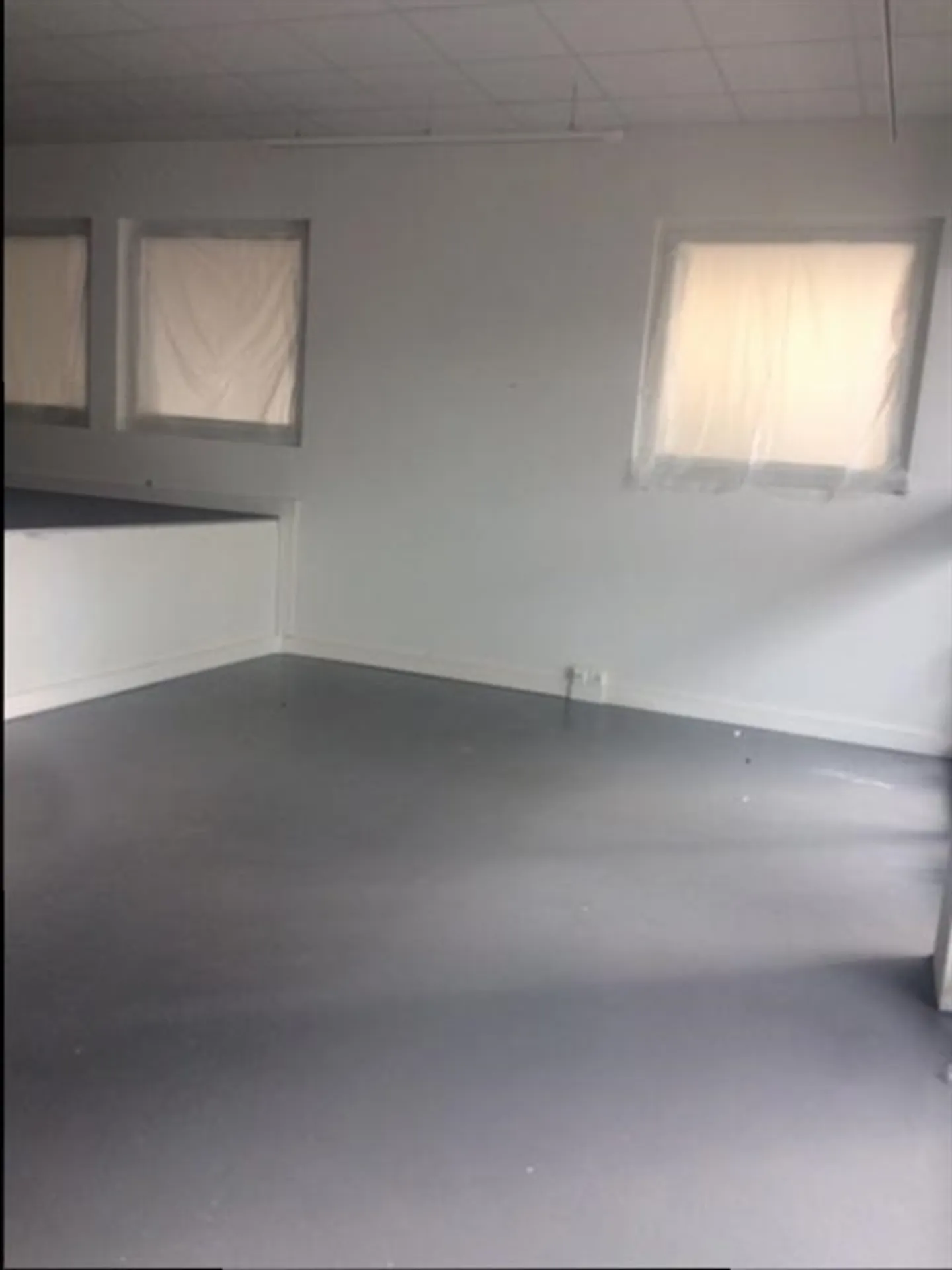 Espaces commerciaux spacieux au centre de Montreux - Photo 1 sur 9