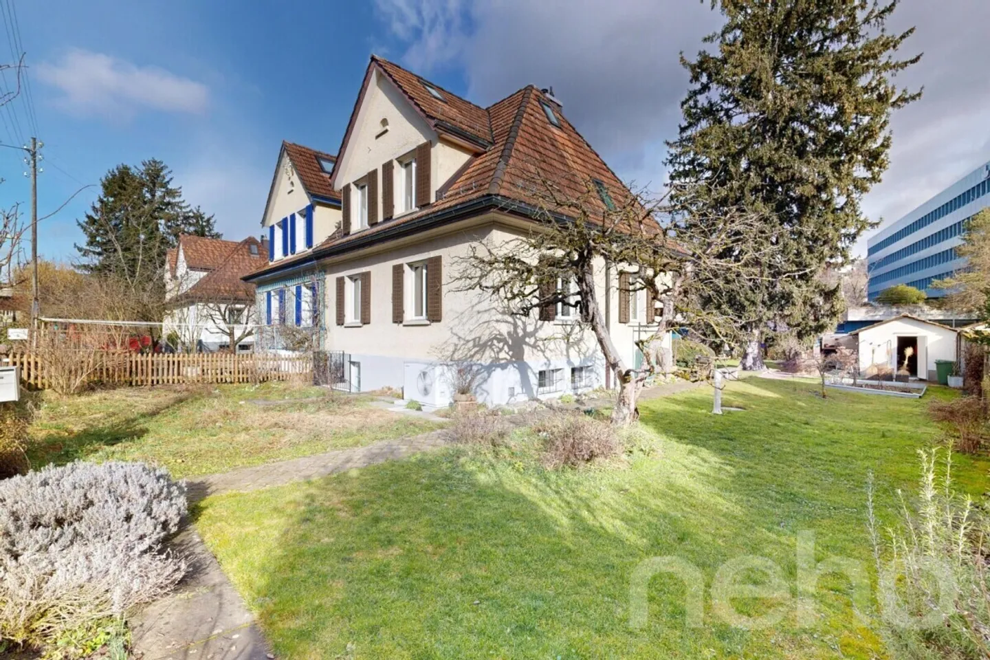 Rarità a Hardhof: Casa a schiera ben tenuta con potenziale di espansione - Foto 1 di 11