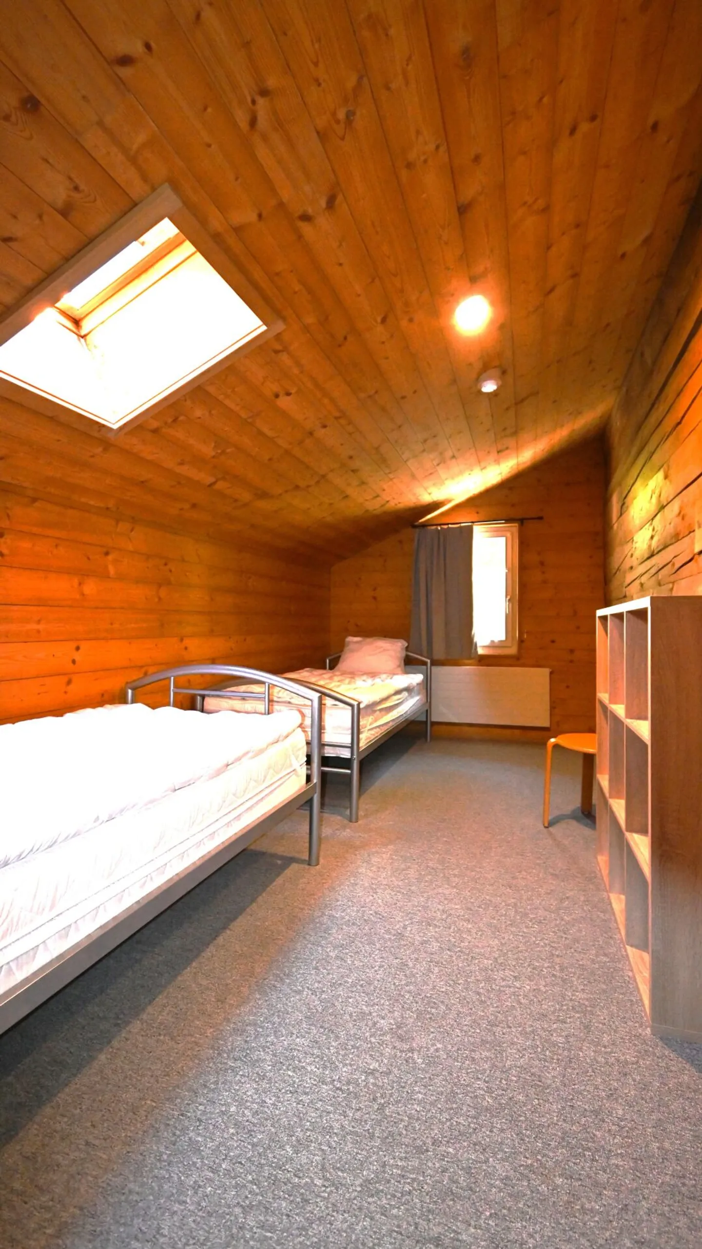 Vita di campagna in una casa indipendente e versatile con due appartamenti e spazi studio. - Foto 14 di 31