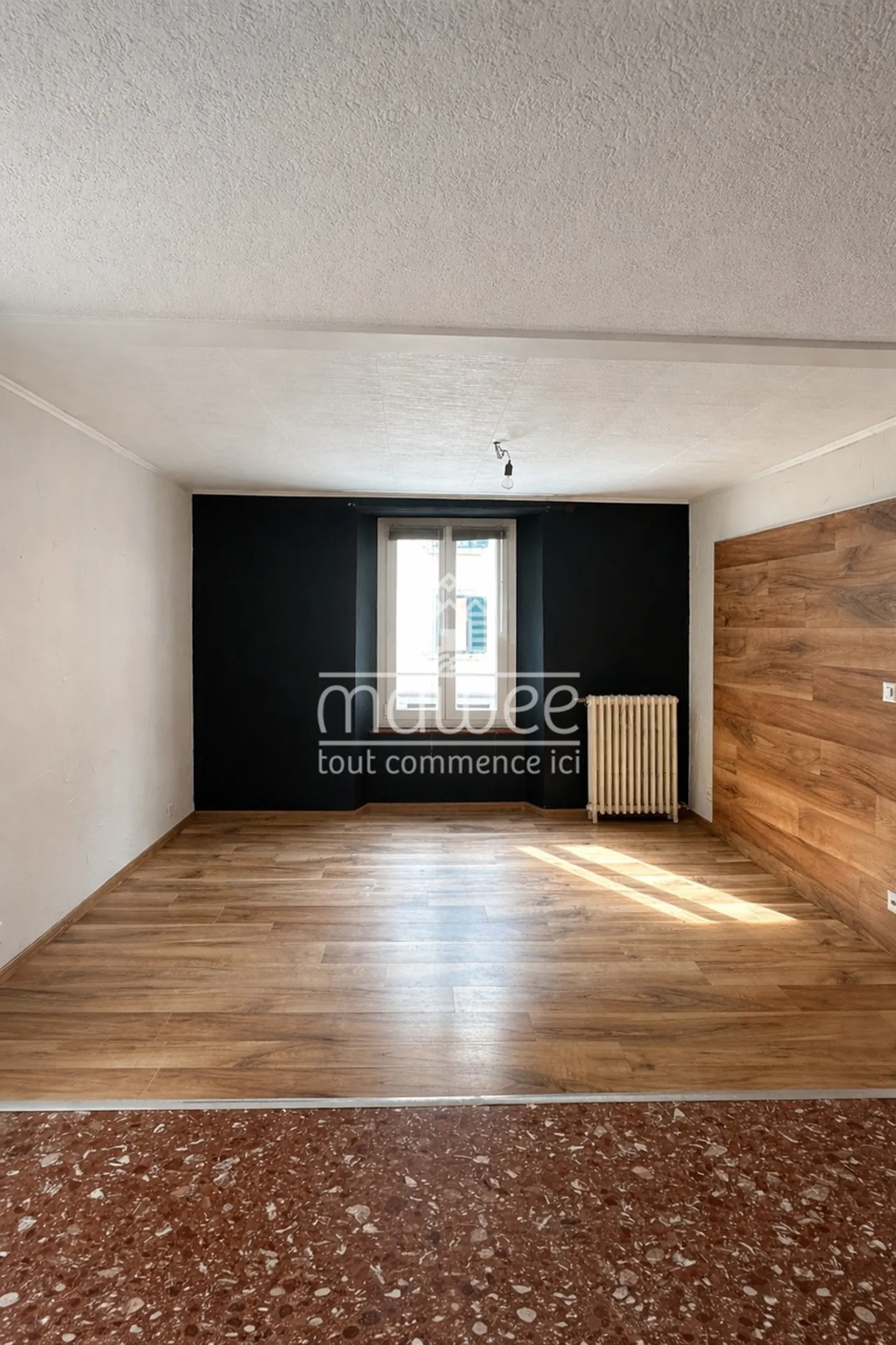 Charming 2.5-room apartment ideally located - Photo 1 of 8