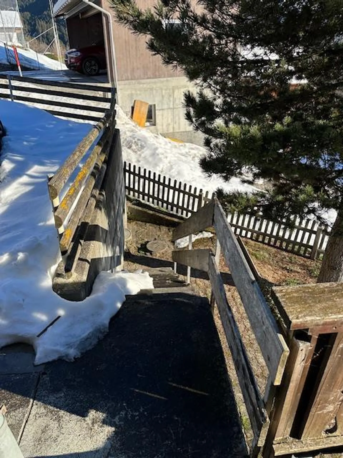 Charming Single-Family Home with Great View - Photo 5 of 15