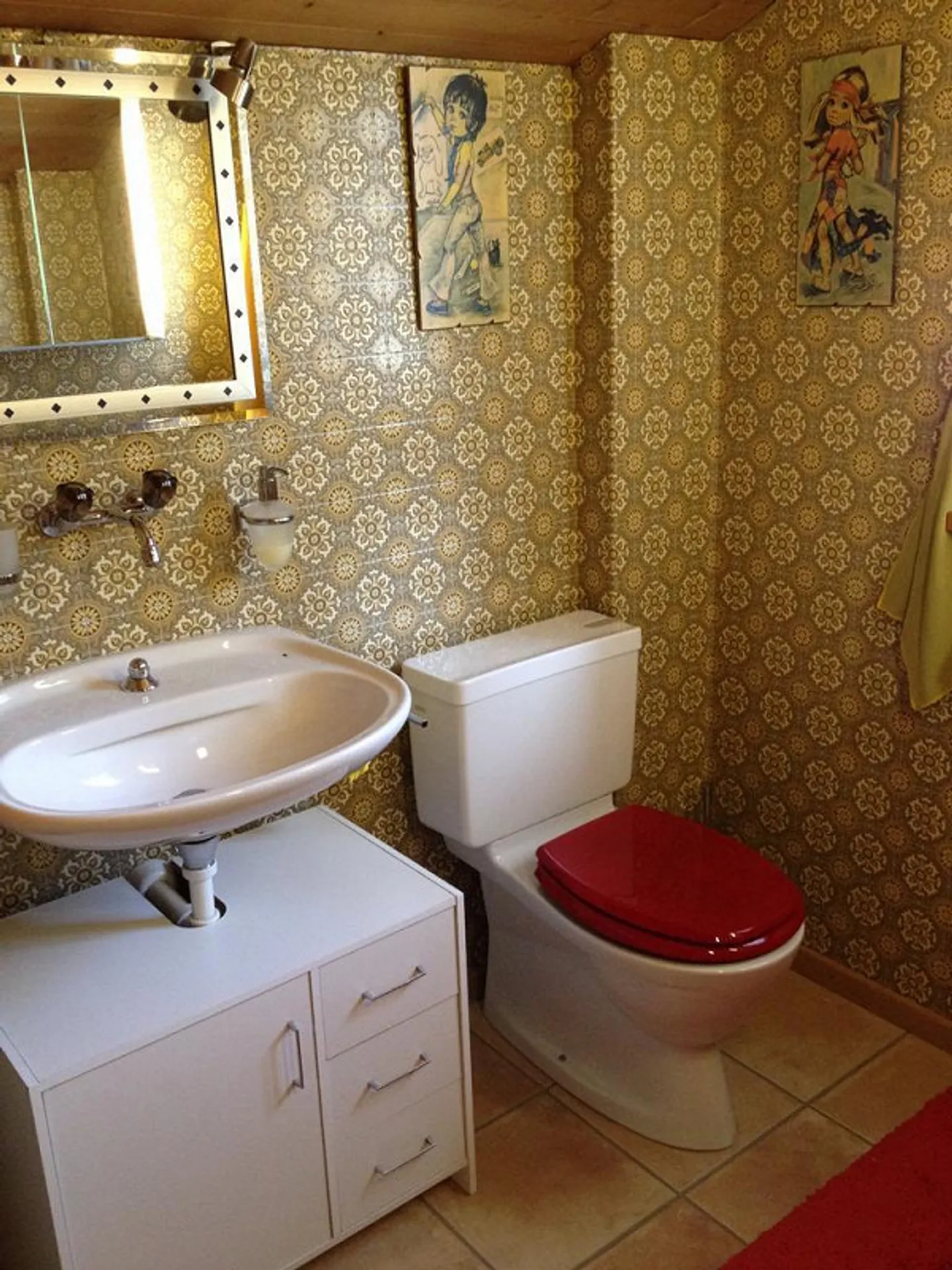 Charming Single-Family Home with Great View - Photo 8 of 15